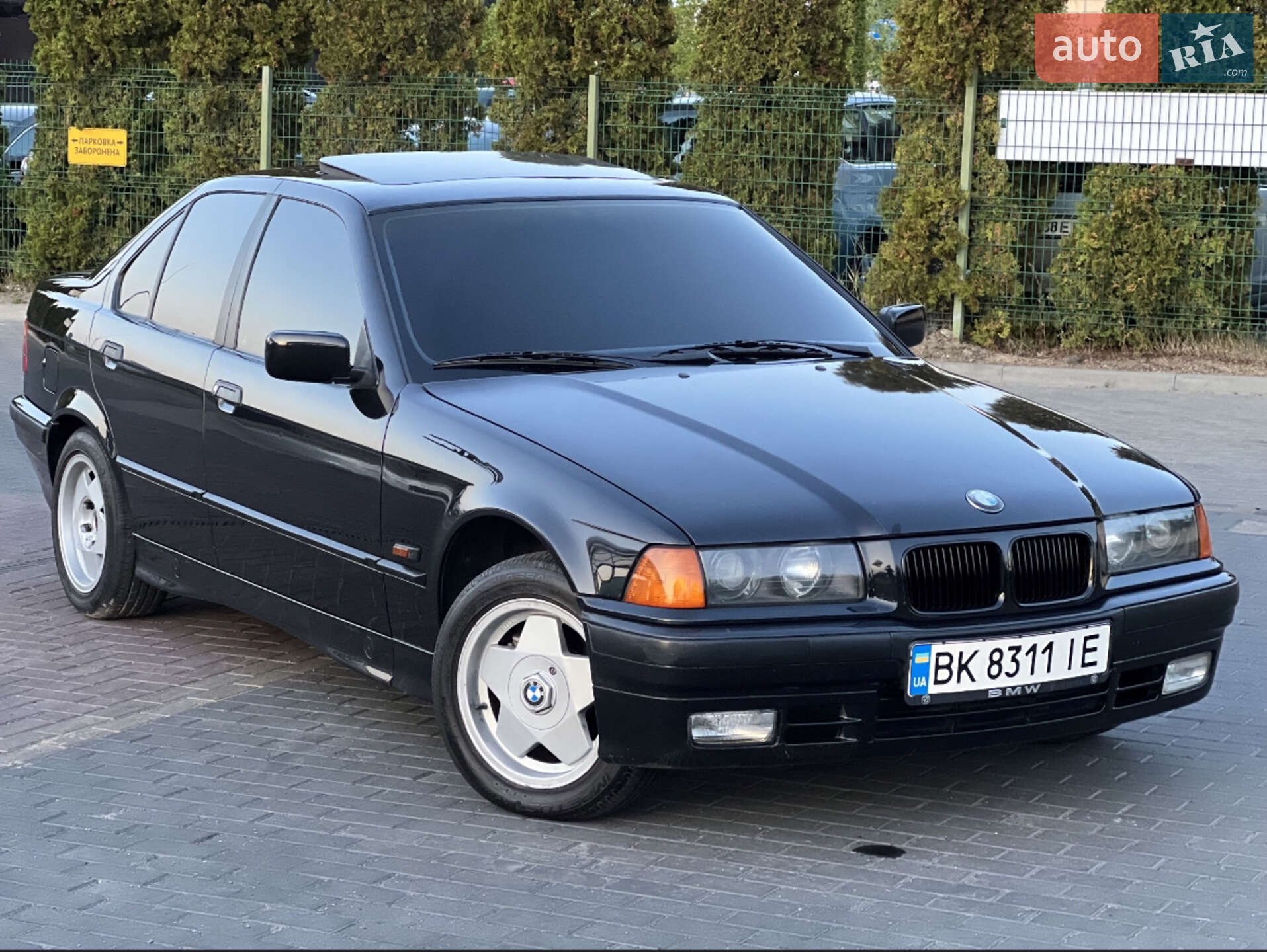 BMW 318I 1995