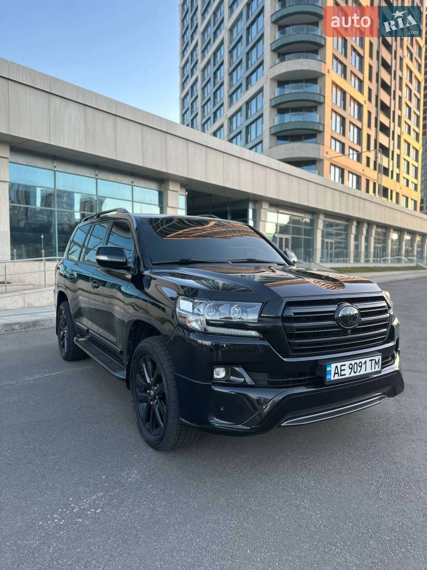 TOYOTA LAND CRUISER 200 2017