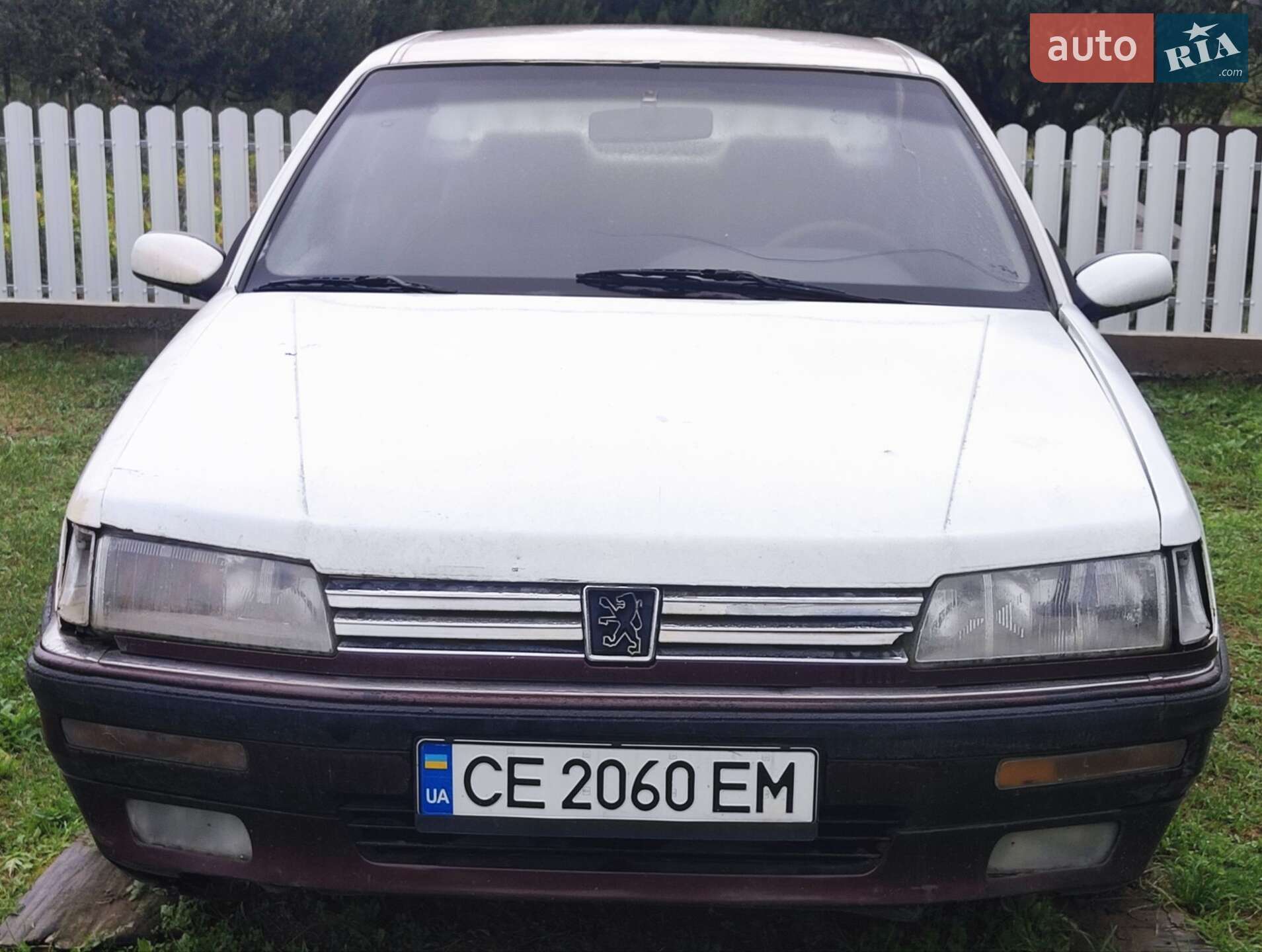 PEUGEOT 605 1990