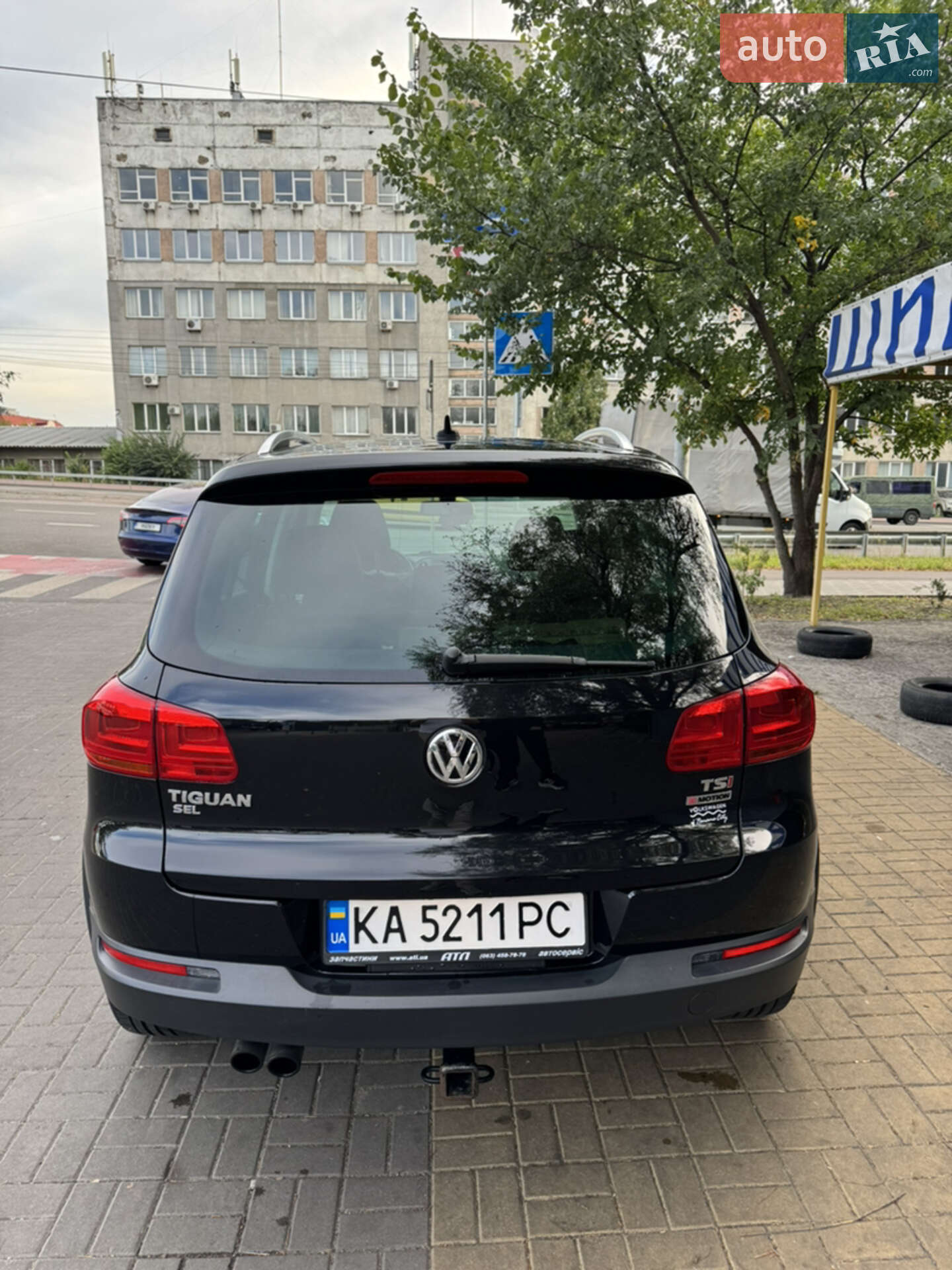 VOLKSWAGEN TIGUAN 2016