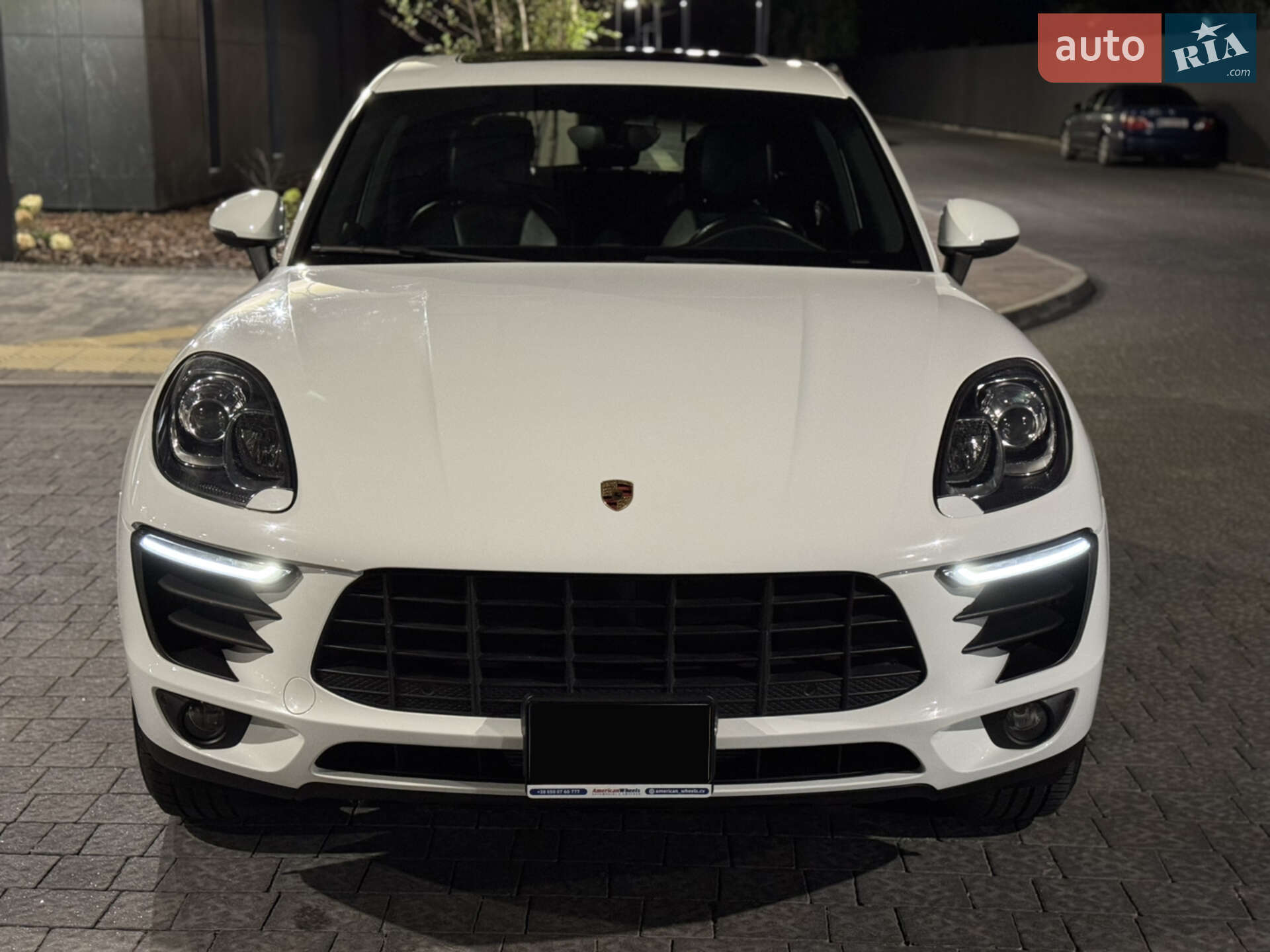 PORSCHE MACAN 2014