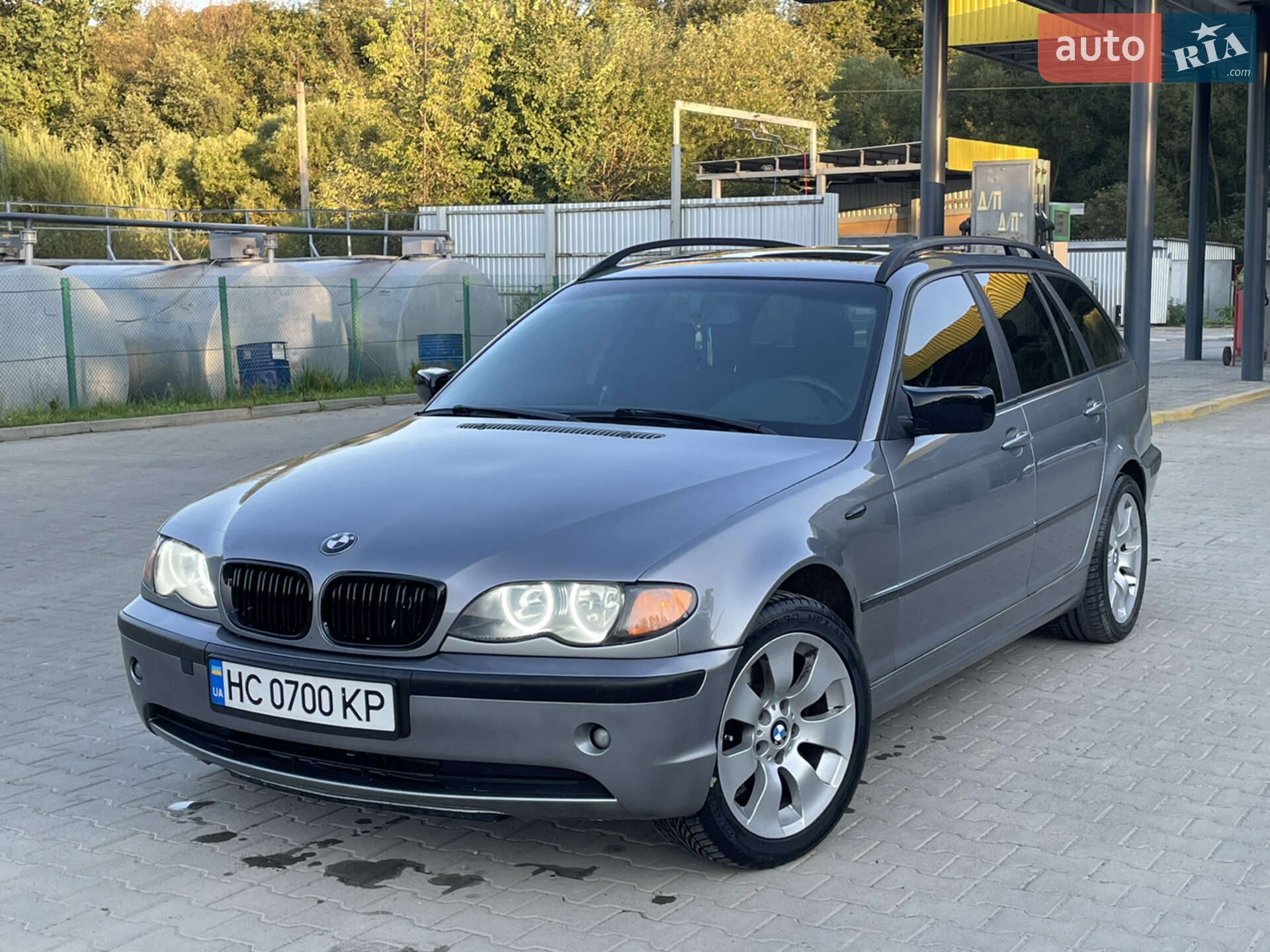 Головне фото звіту автомобіля BMW 320D 2004