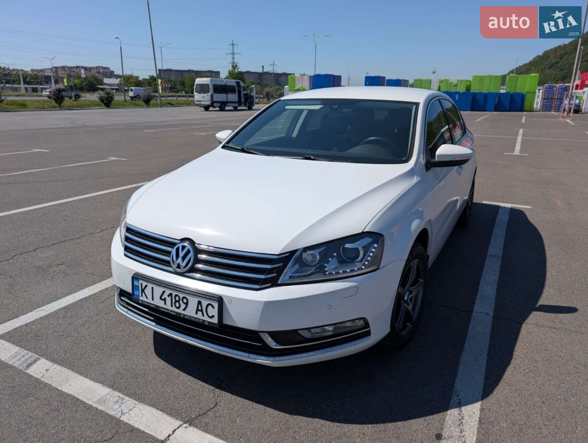 VOLKSWAGEN PASSAT 2013