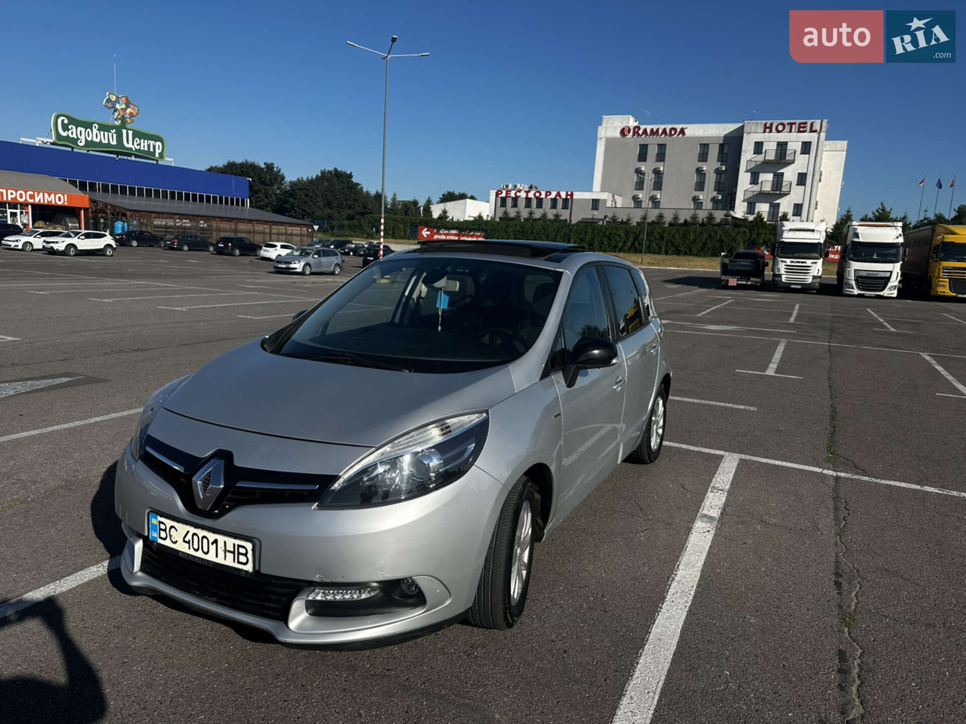 RENAULT SCENIC 2015