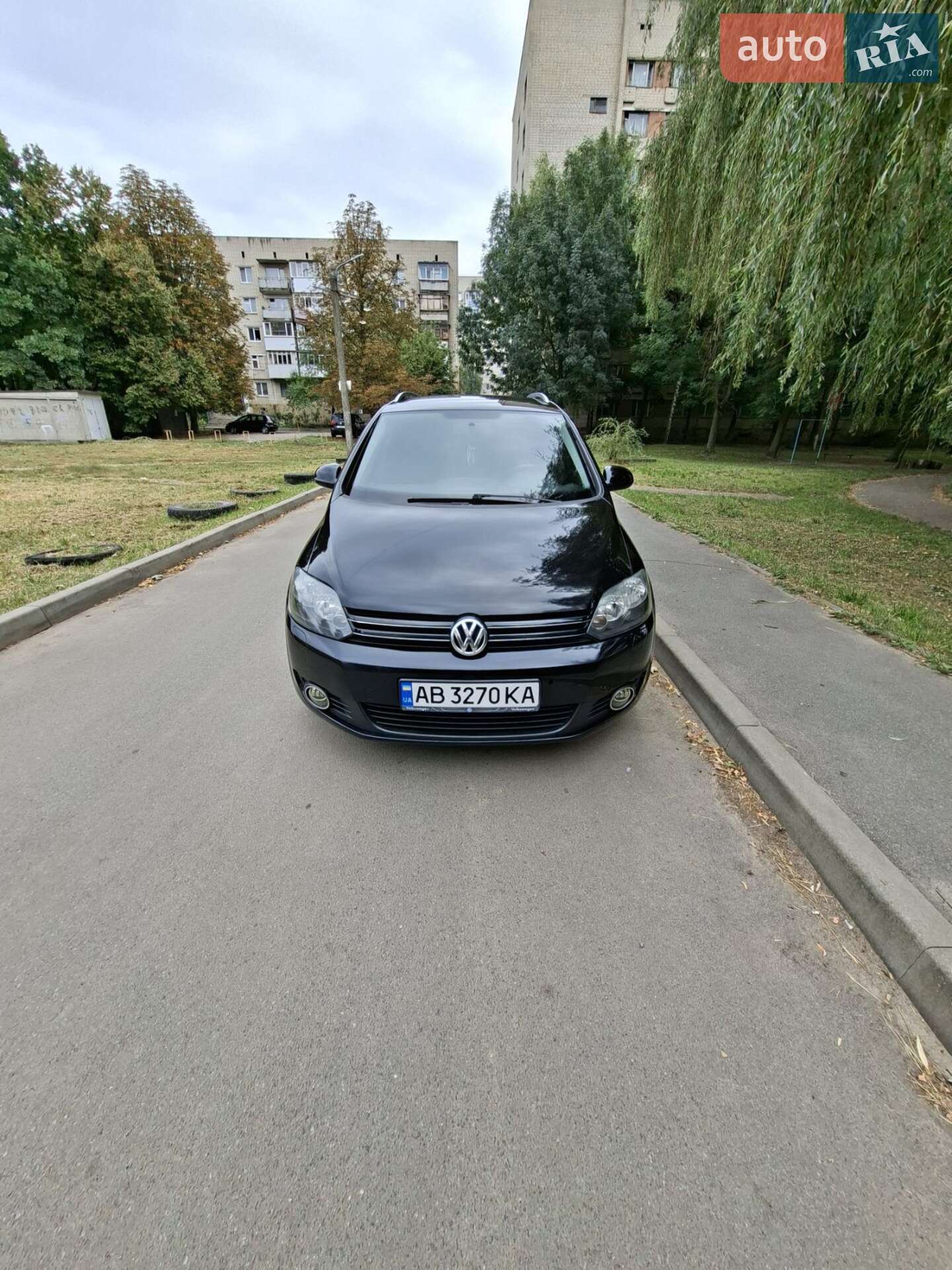 VOLKSWAGEN GOLF 2012