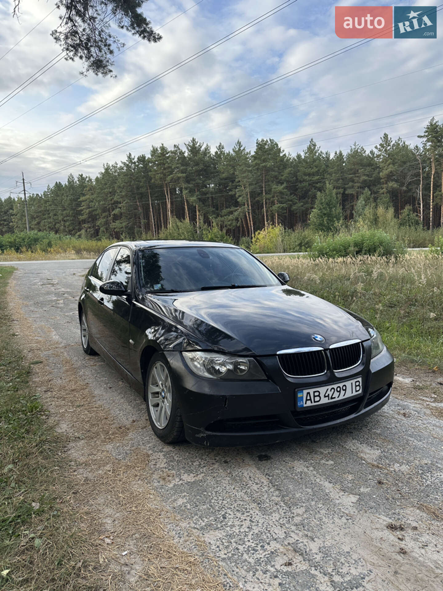 Головне фото звіту автомобіля BMW 320I 2006