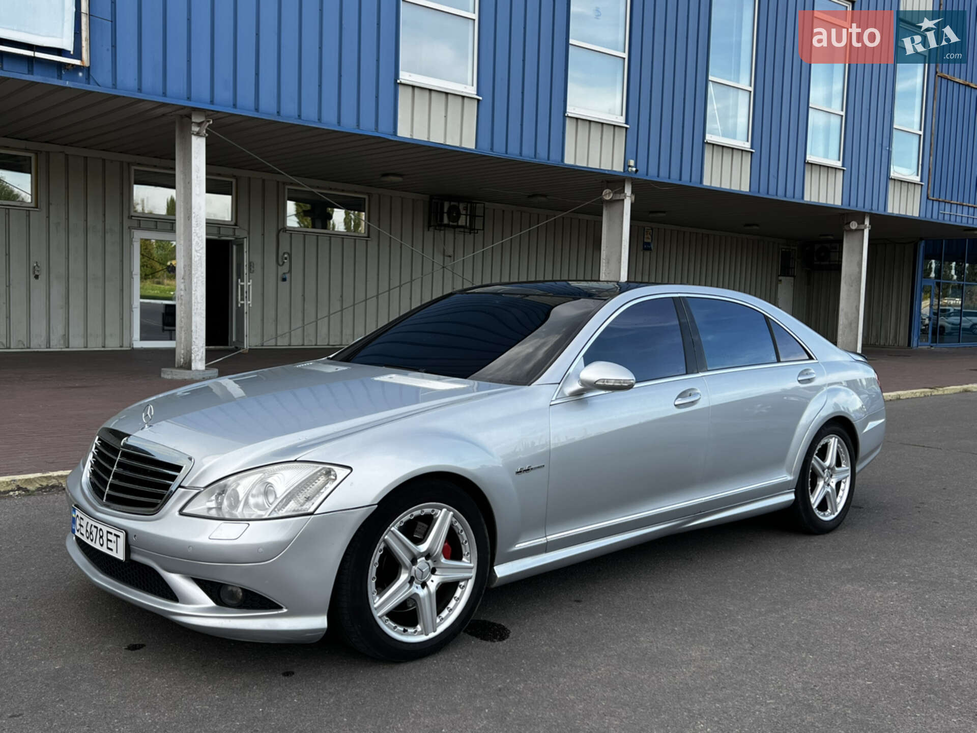 Головне фото звіту автомобіля MERCEDES-BENZ S 550 2007