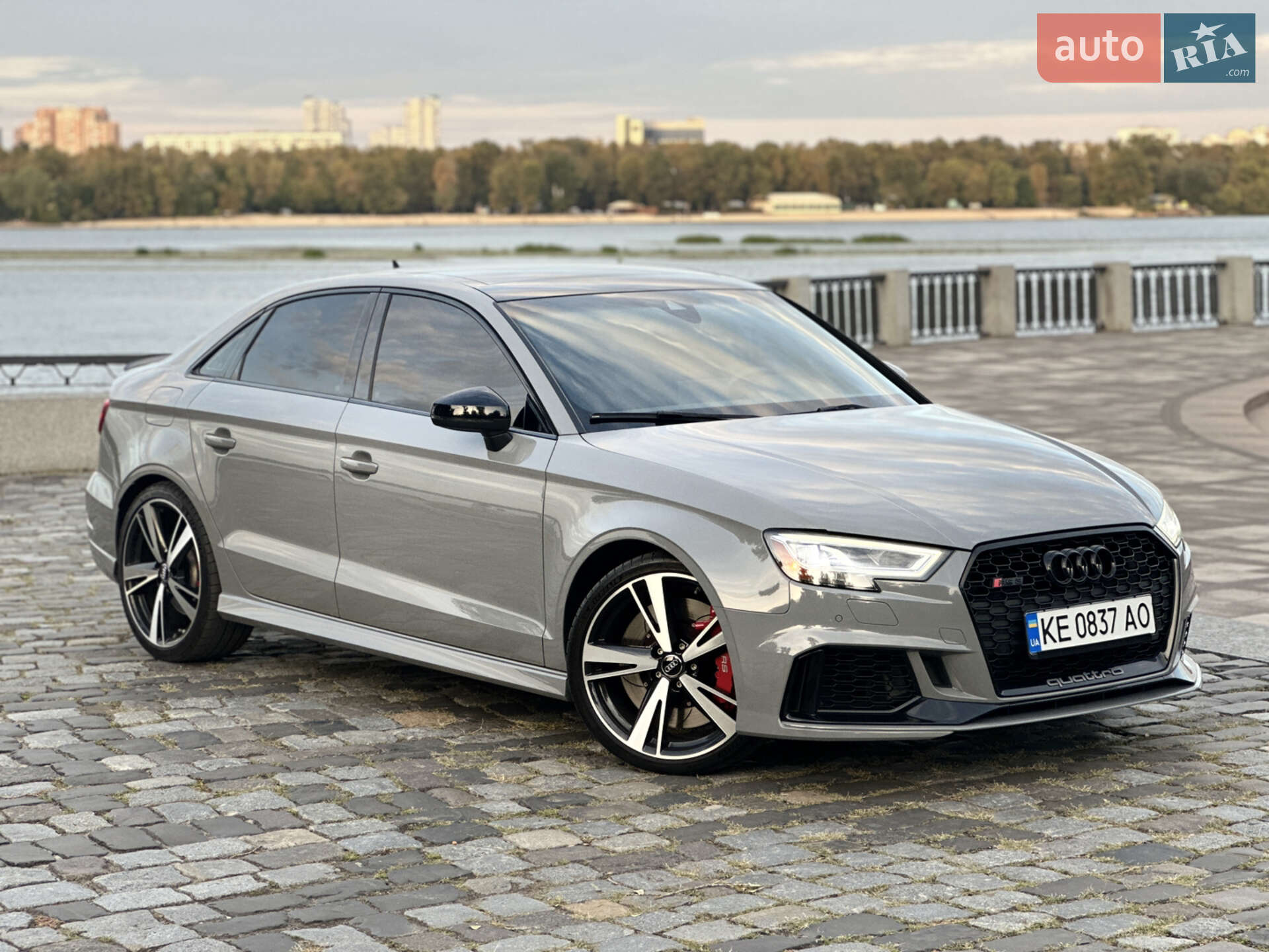 AUDI RS3