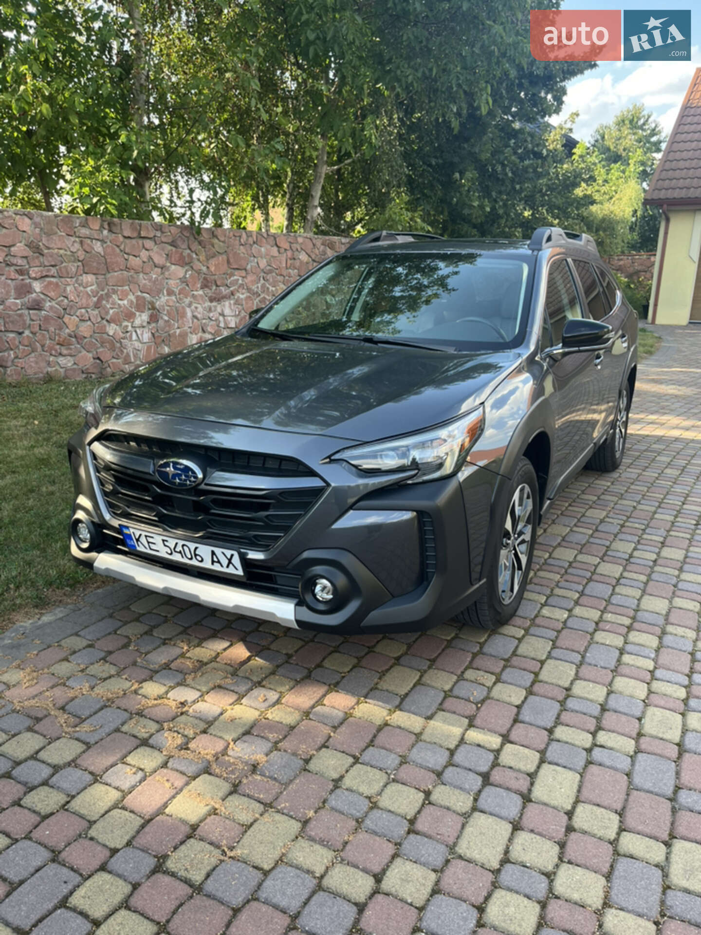 SUBARU OUTBACK 2022