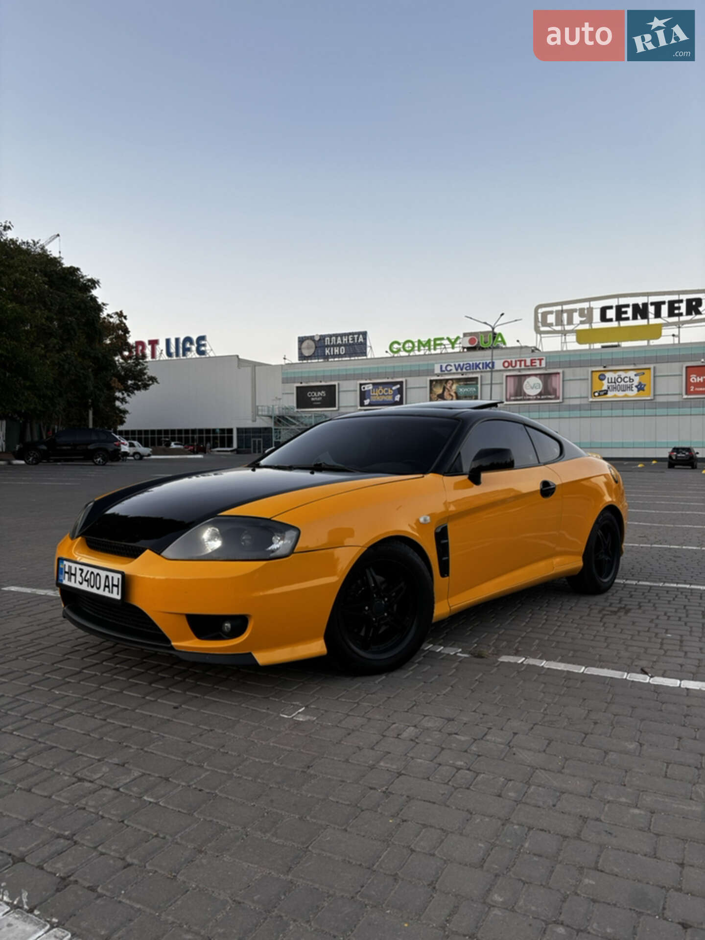 HYUNDAI COUPE 2006