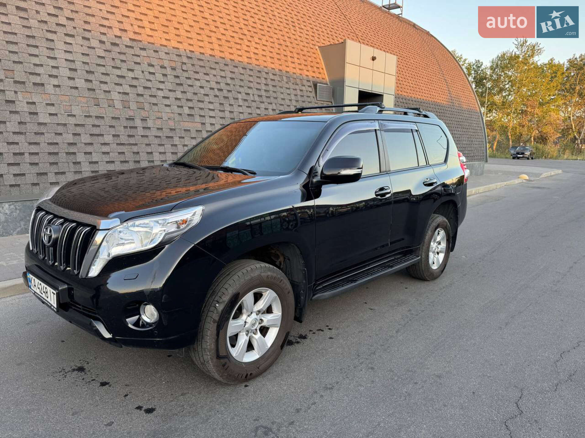 TOYOTA LAND CRUISER PRADO 150 2016