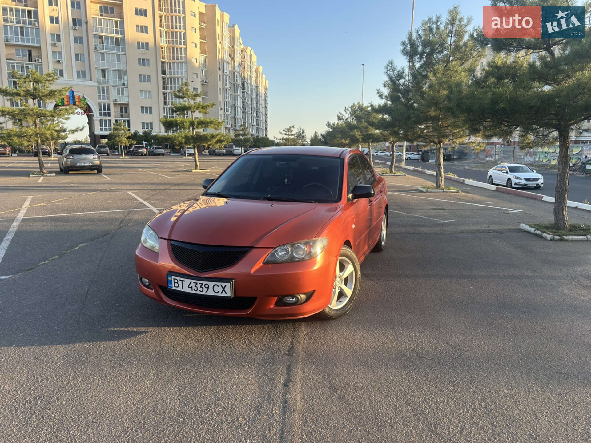 MAZDA 3