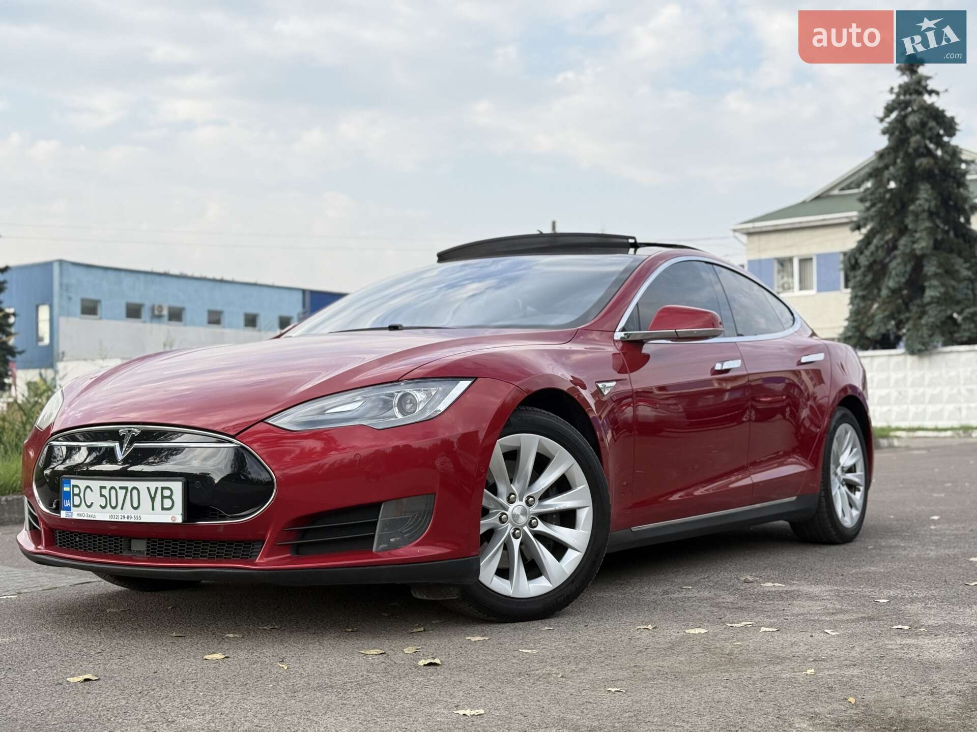 Tesla Model S 2016