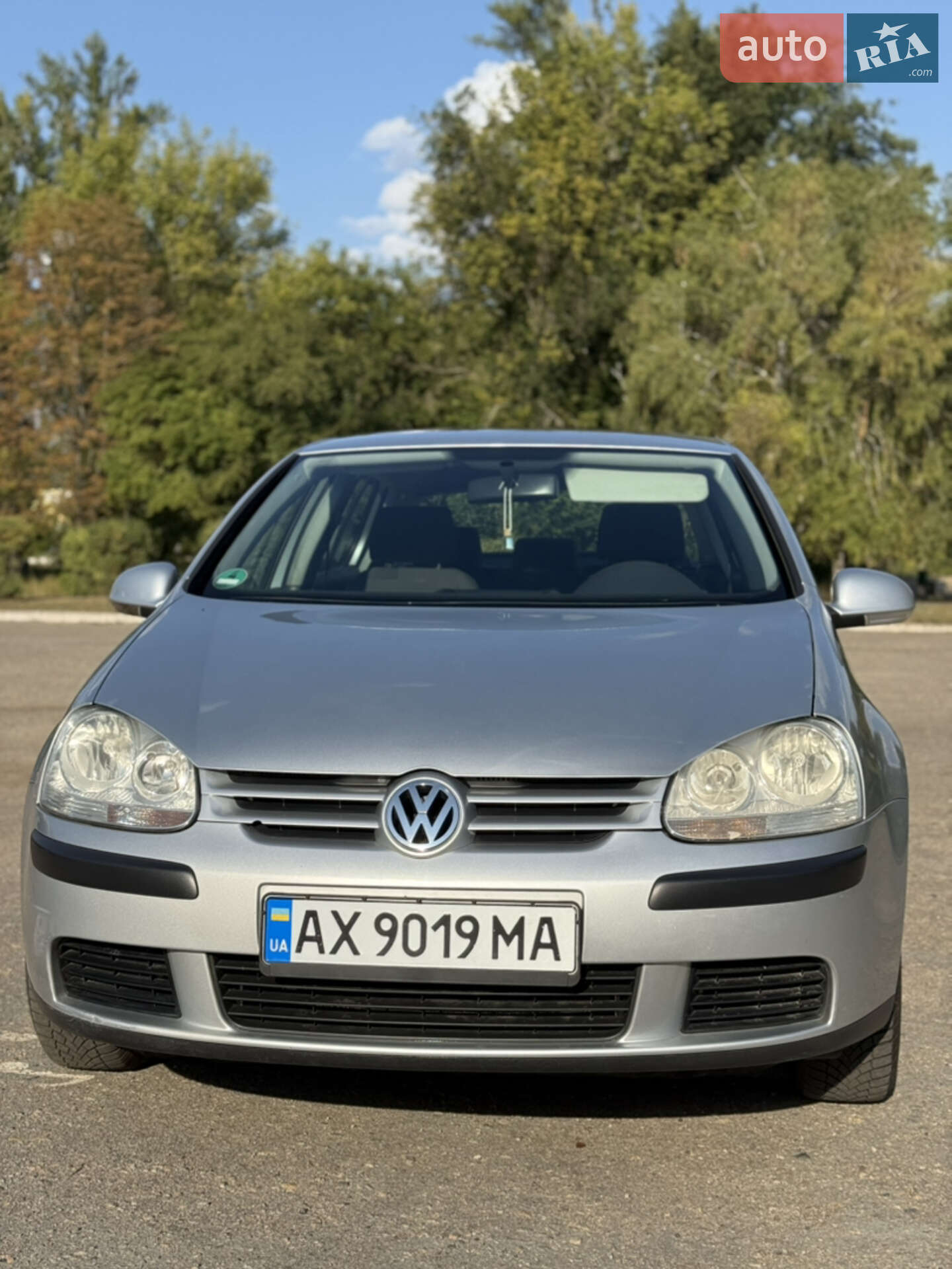 VOLKSWAGEN GOLF 2004