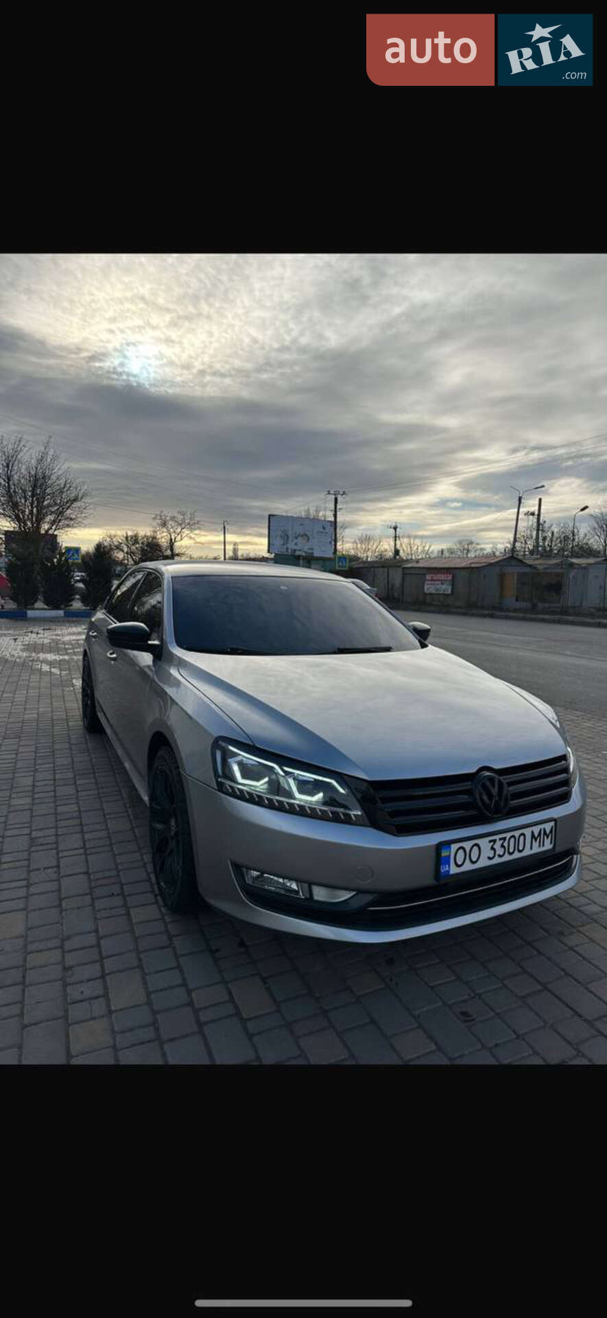 VOLKSWAGEN PASSAT 2012