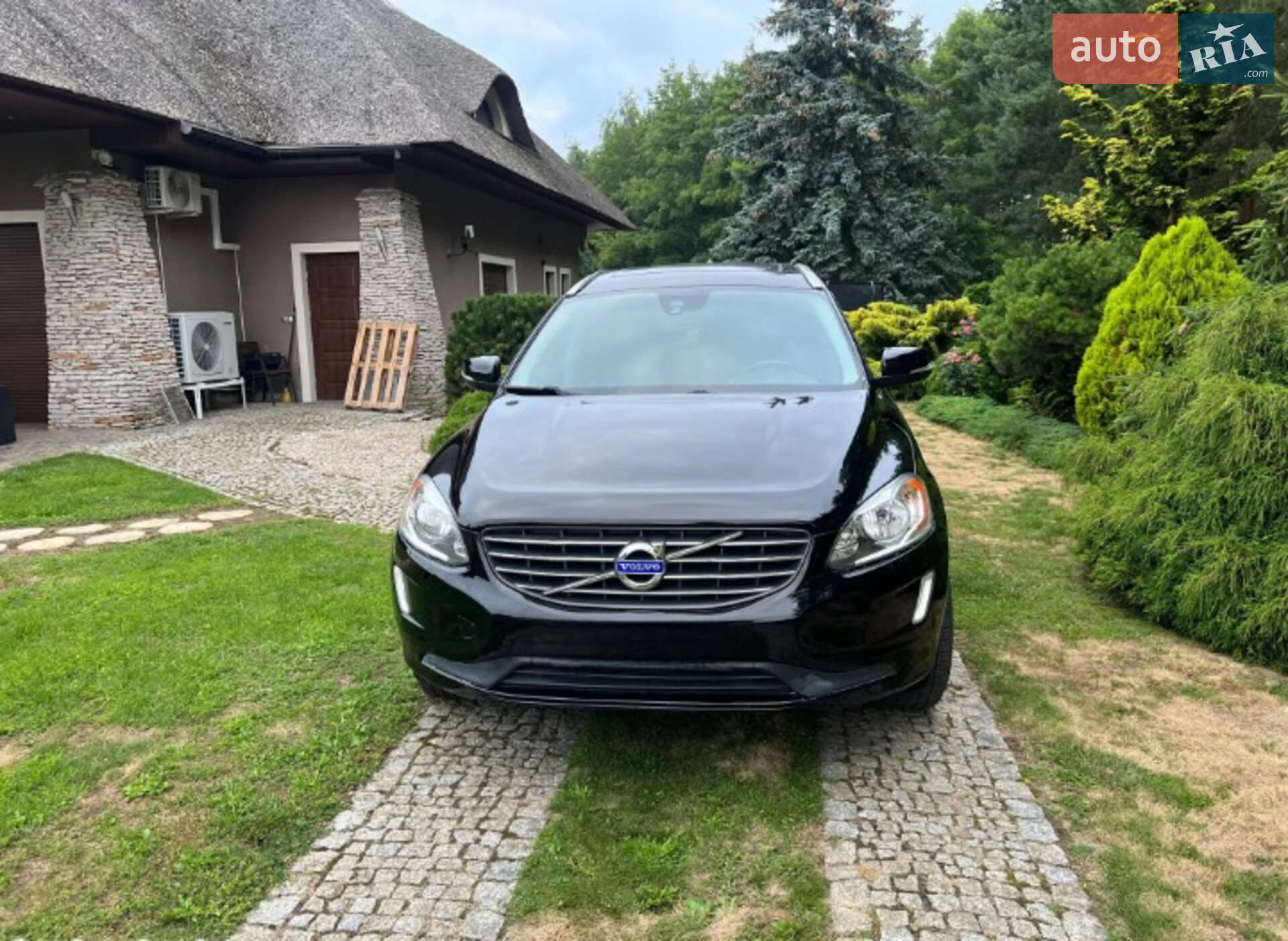 Головне фото звіту автомобіля VOLVO XC60 2015