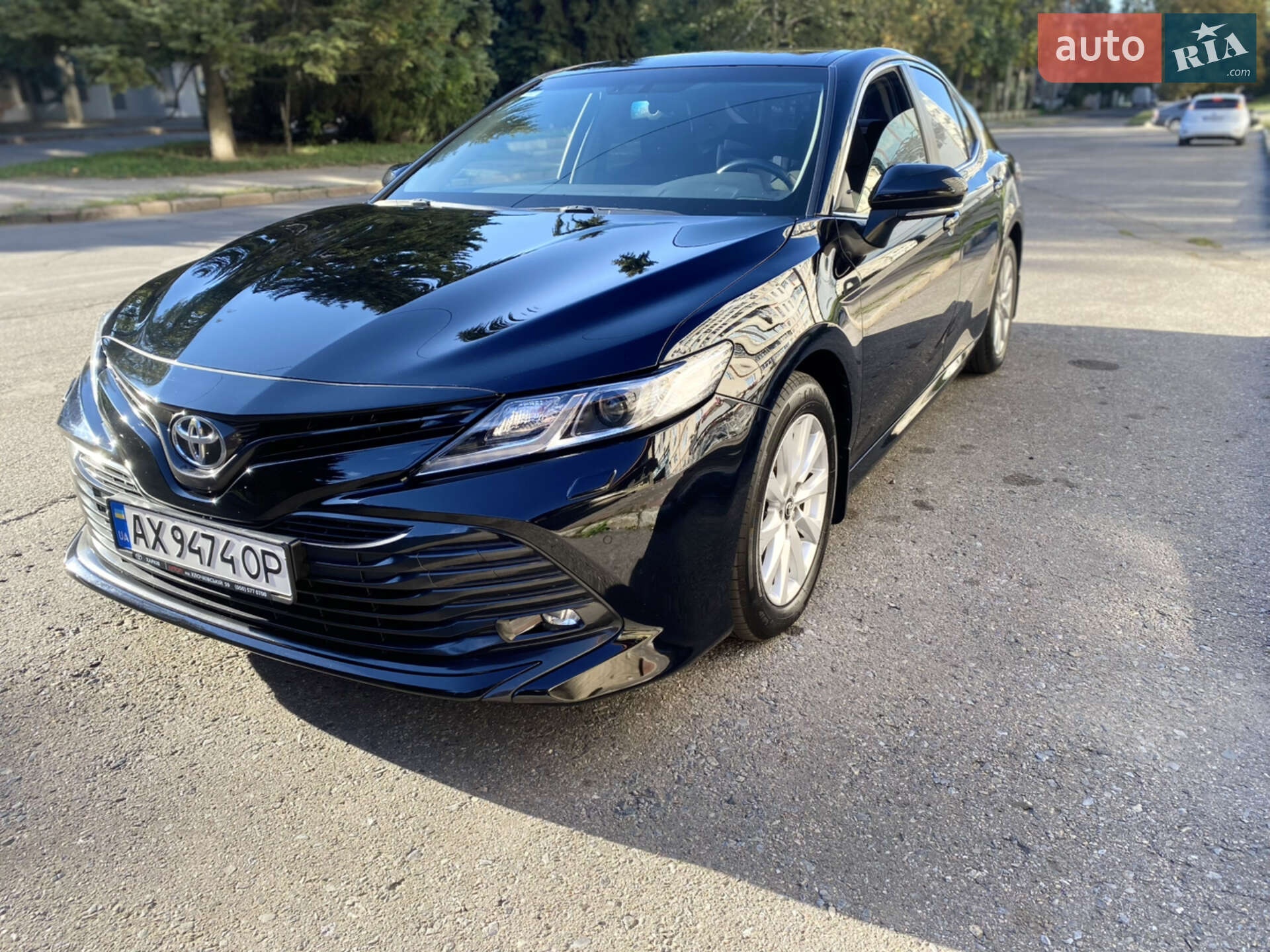 TOYOTA CAMRY