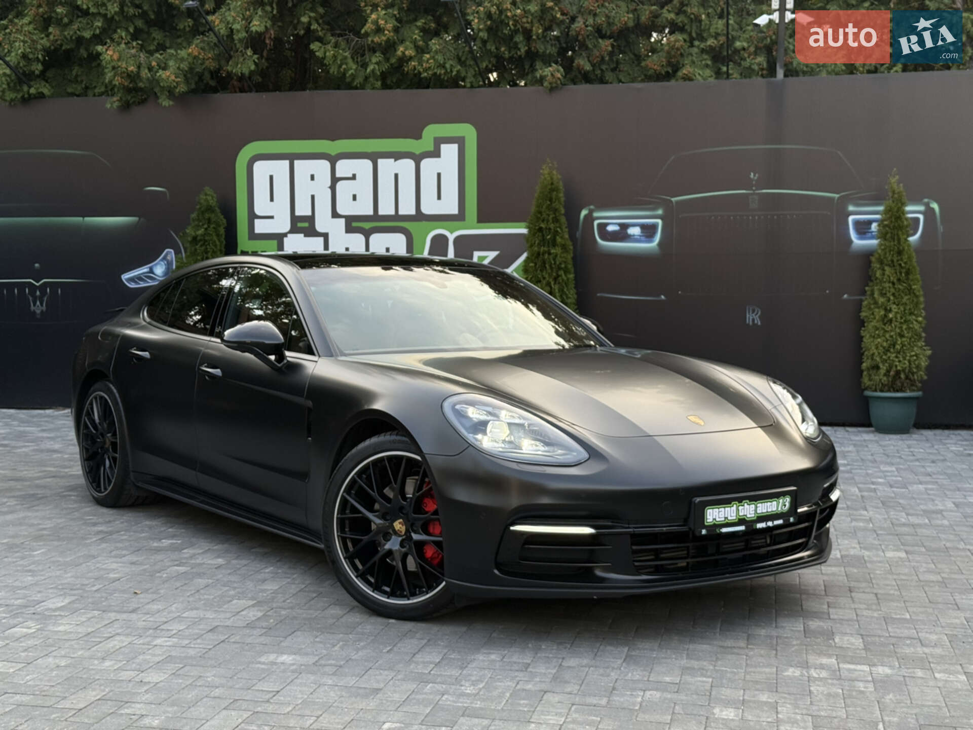 PORSCHE PANAMERA