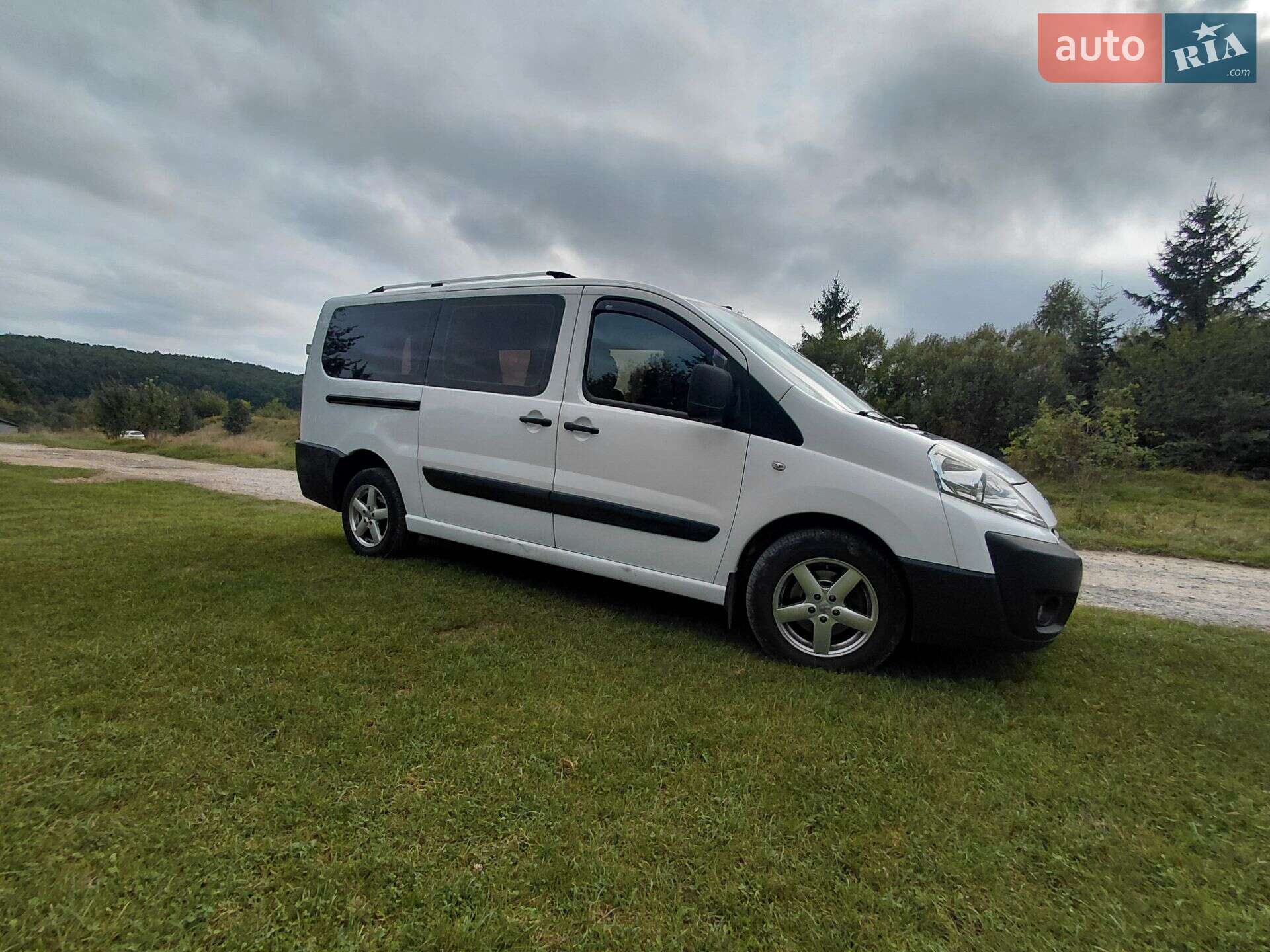 PEUGEOT EXPERT 2009