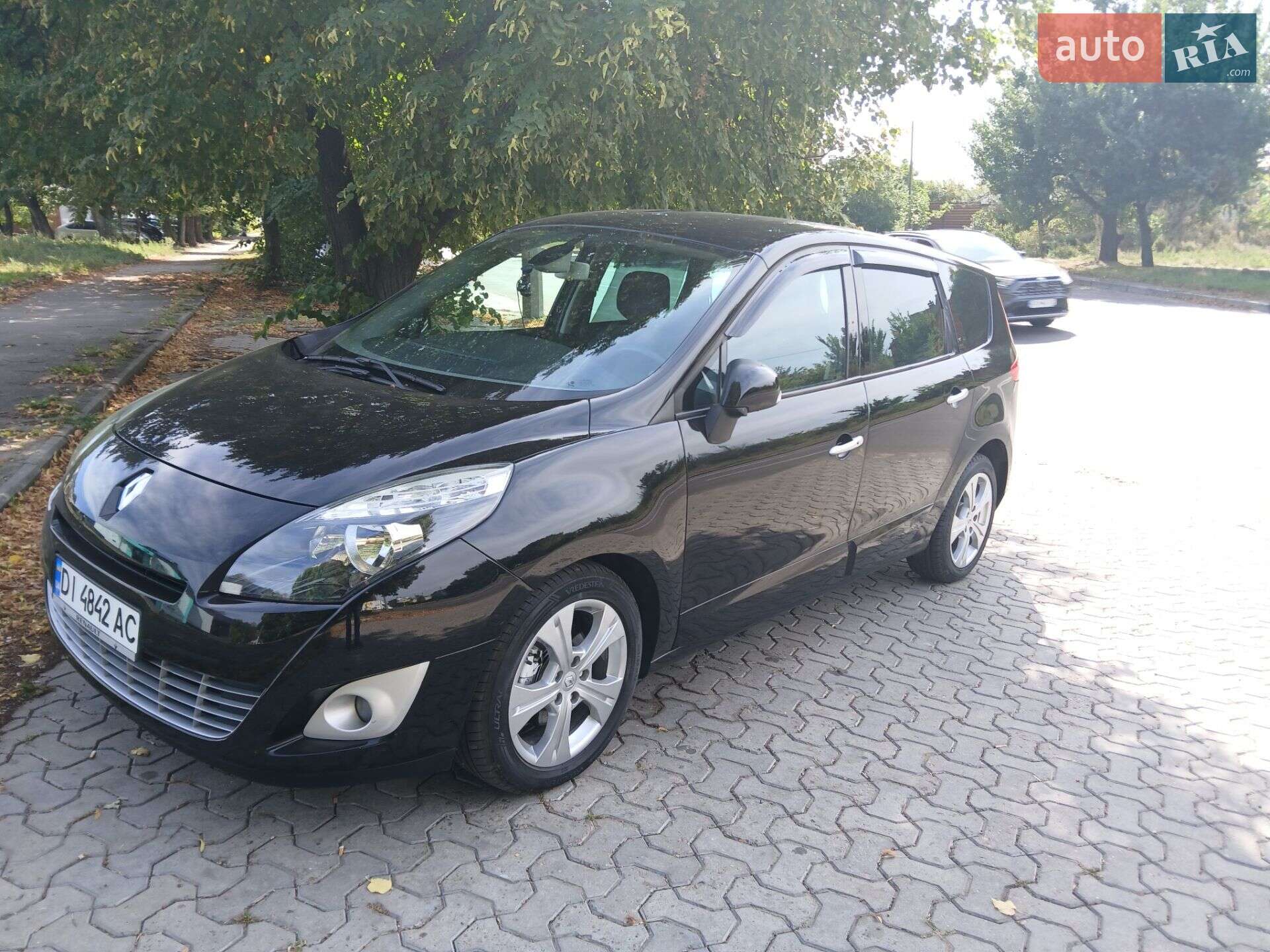 RENAULT GRAND SCENIC 2011