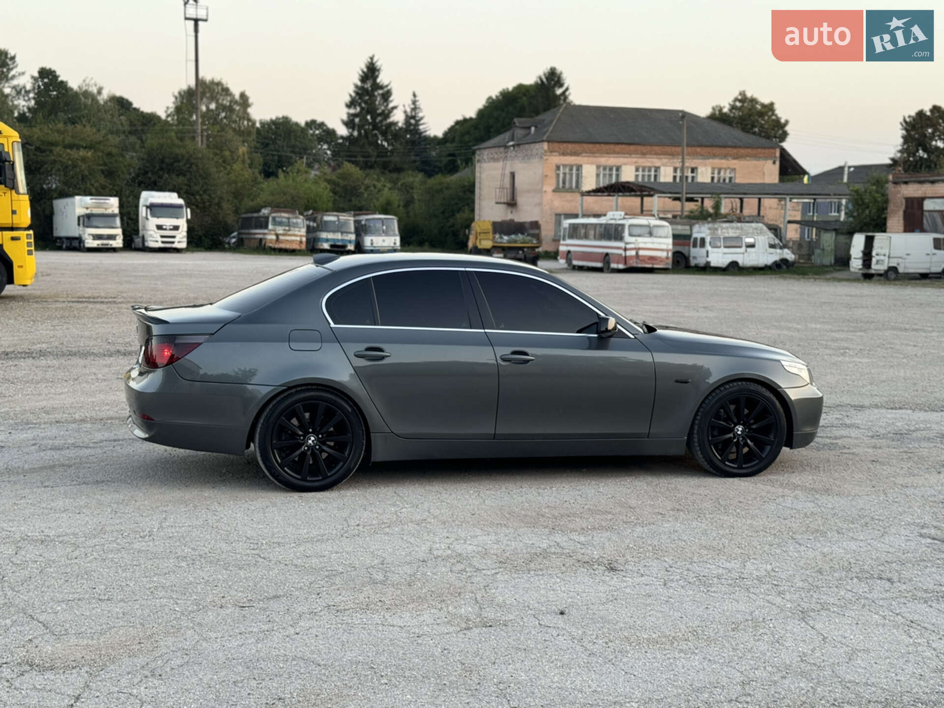 BMW 5 Series 2004