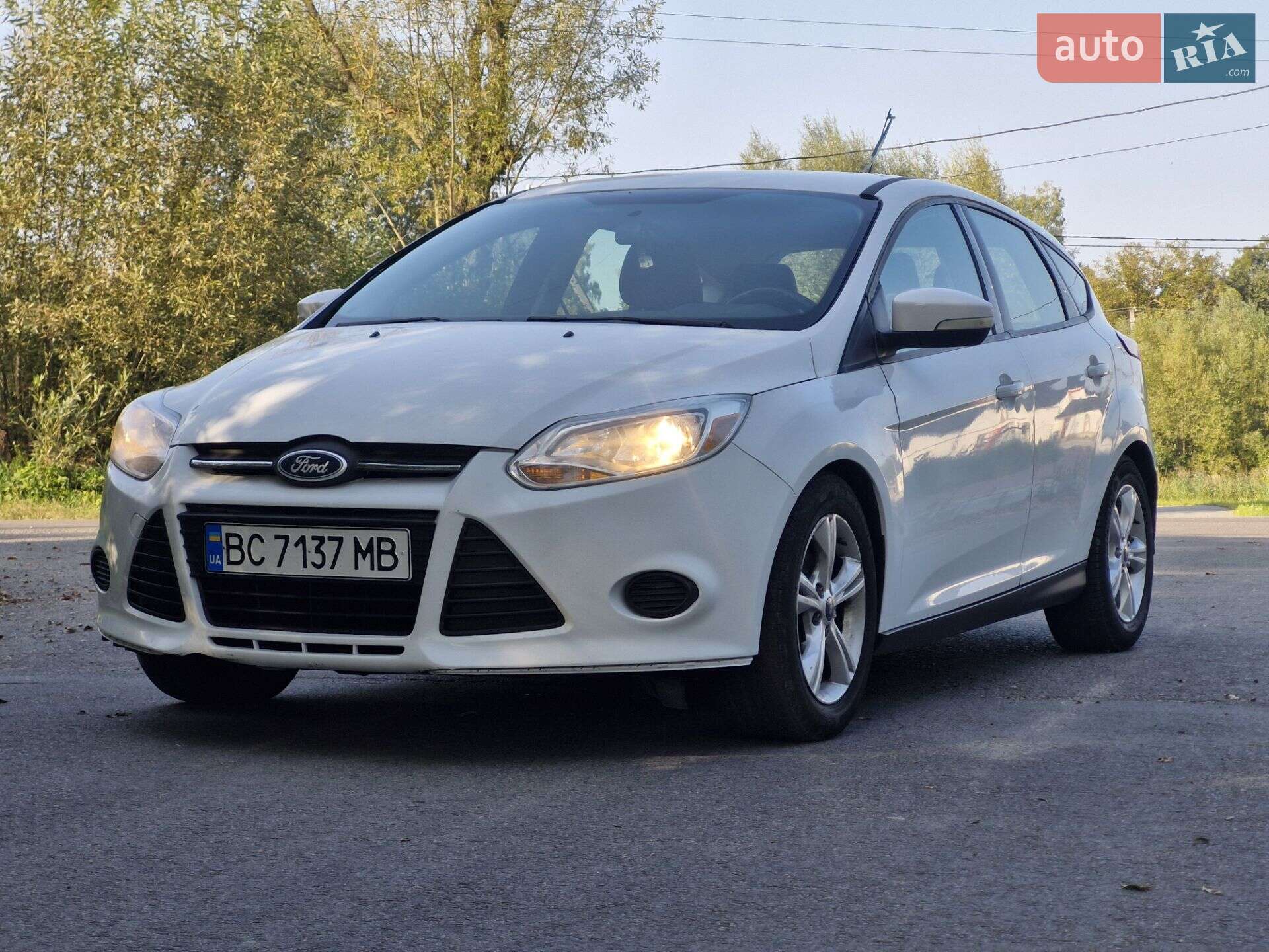 Головне фото звіту автомобіля FORD FOCUS 2012