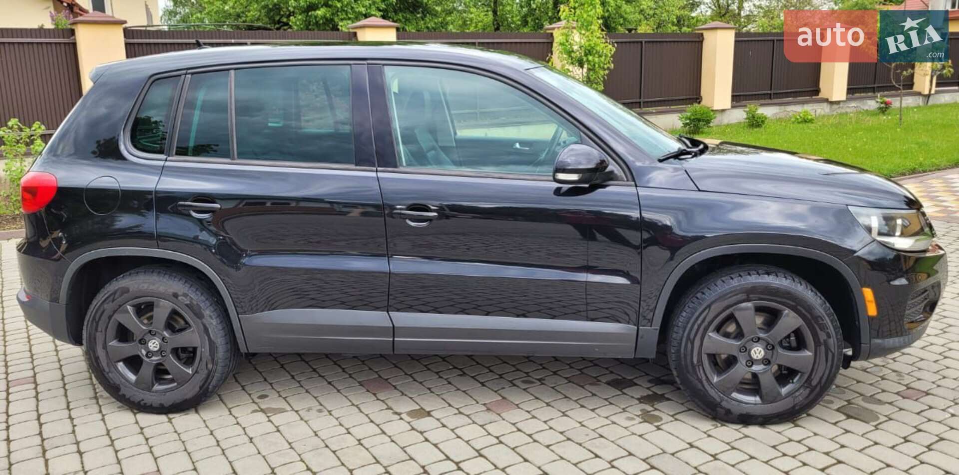 VOLKSWAGEN TIGUAN 2012
