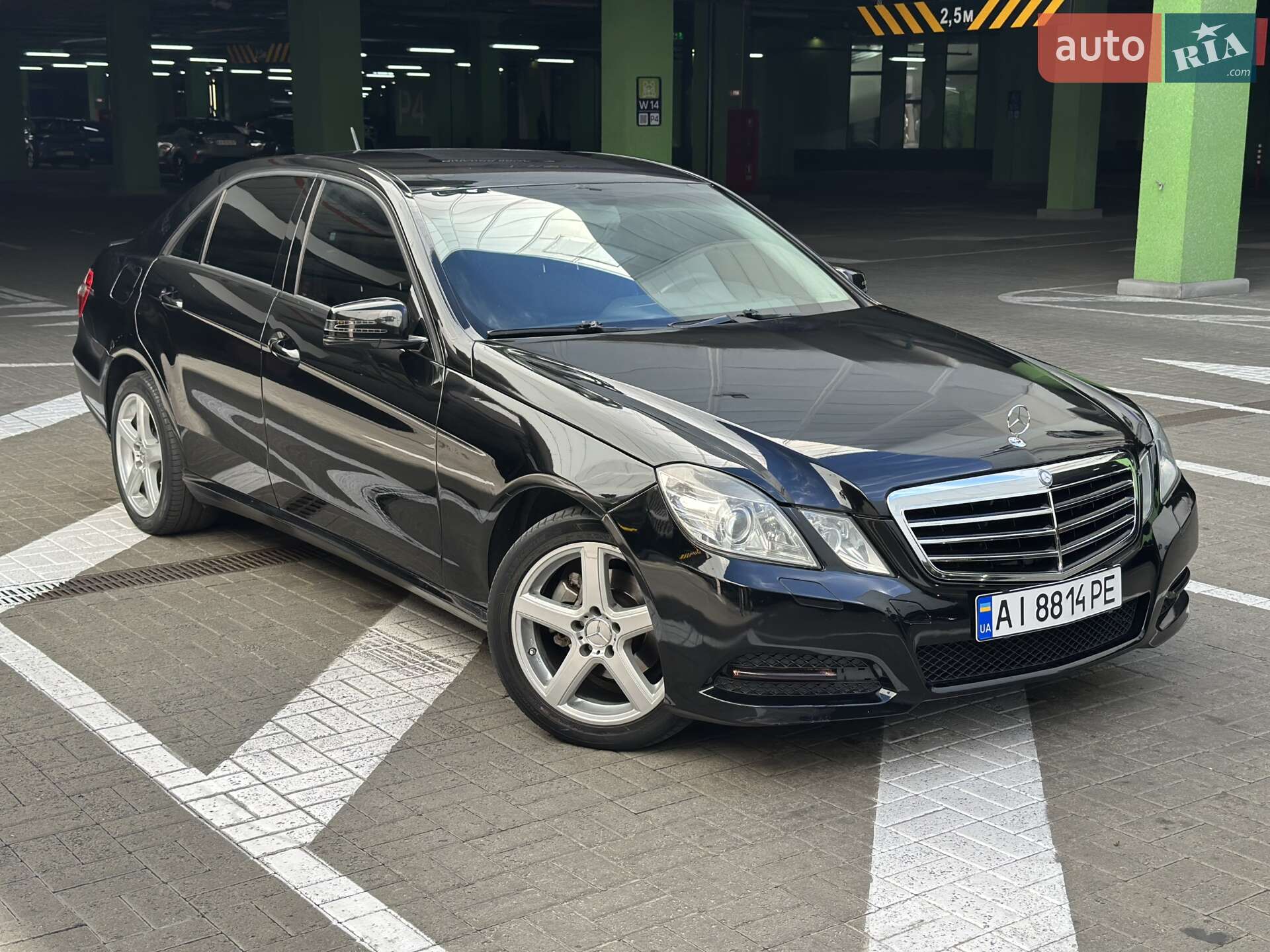 Головне фото звіту автомобіля MERCEDES-BENZ 220 2009
