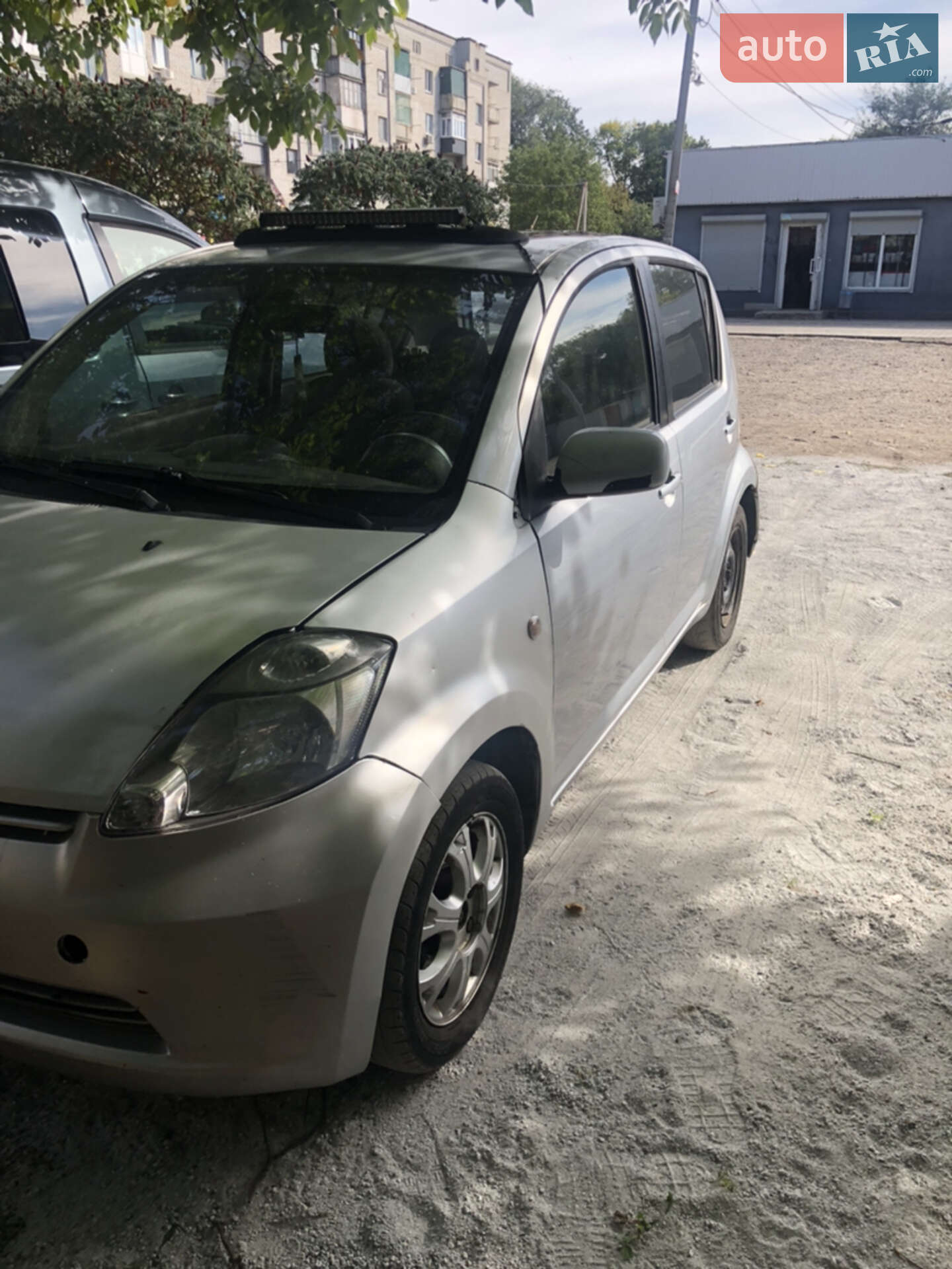 DAIHATSU SIRION 2005