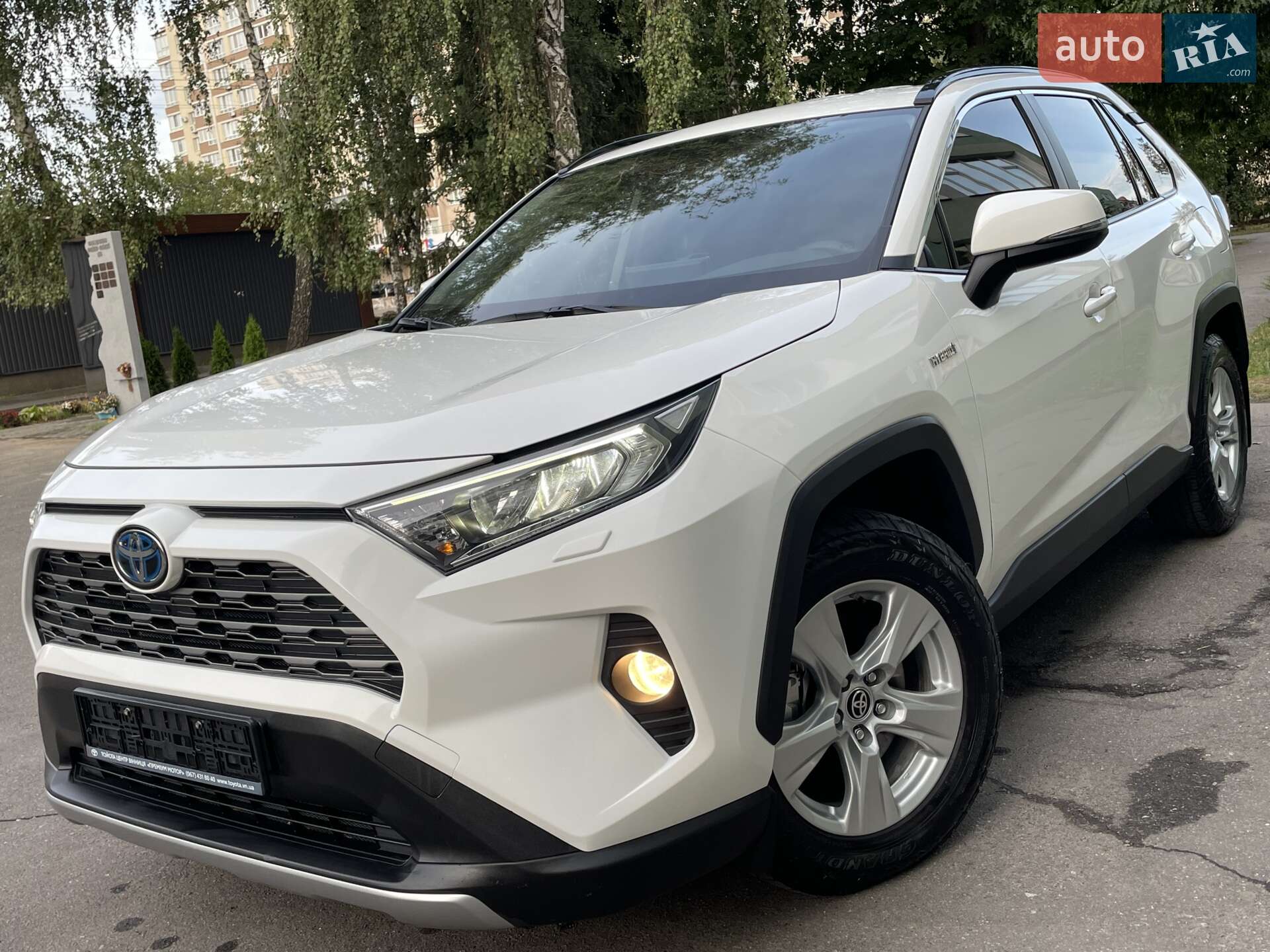 TOYOTA RAV-4 HYBRID