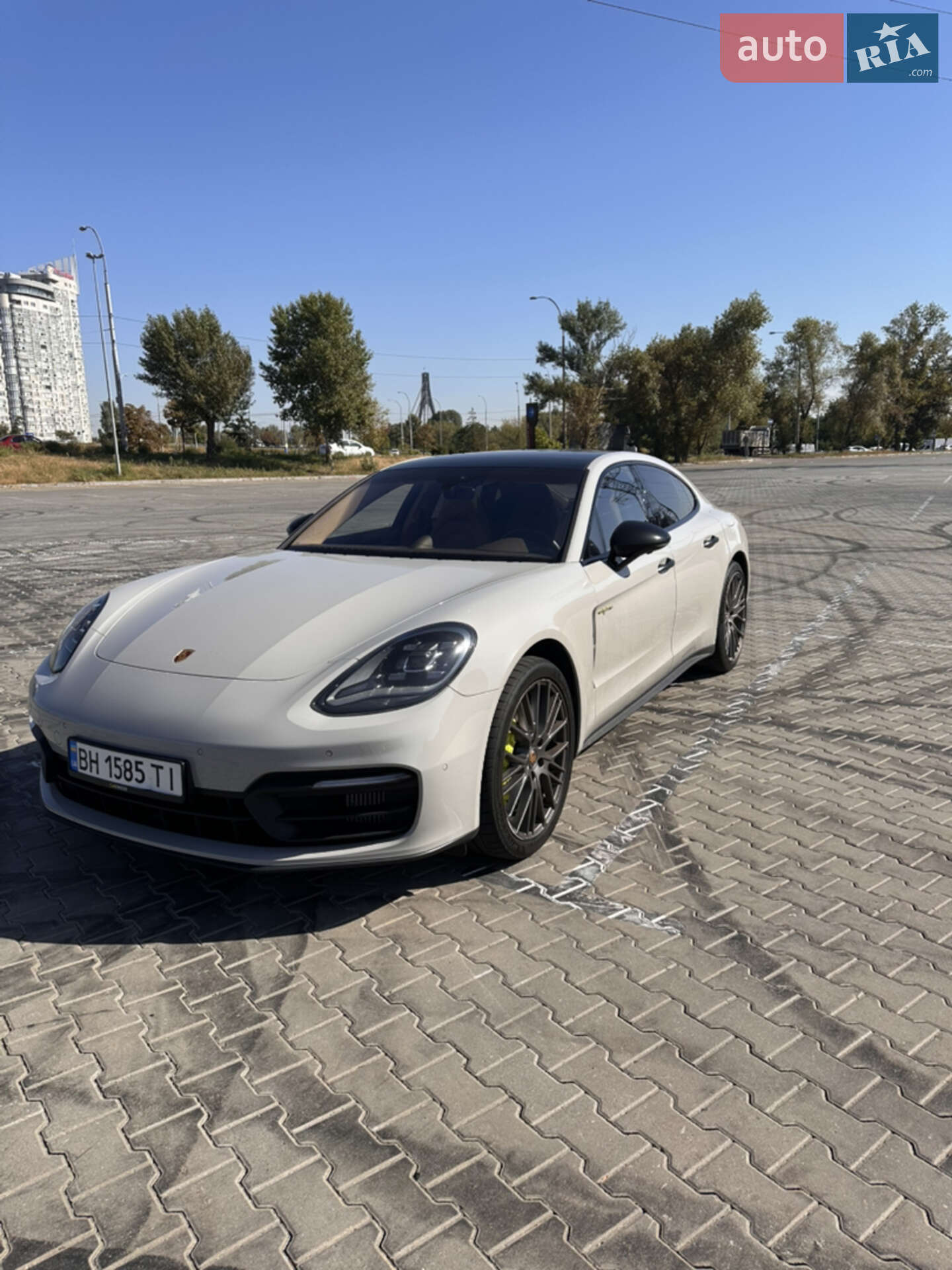 PORSCHE PANAMERA 2022