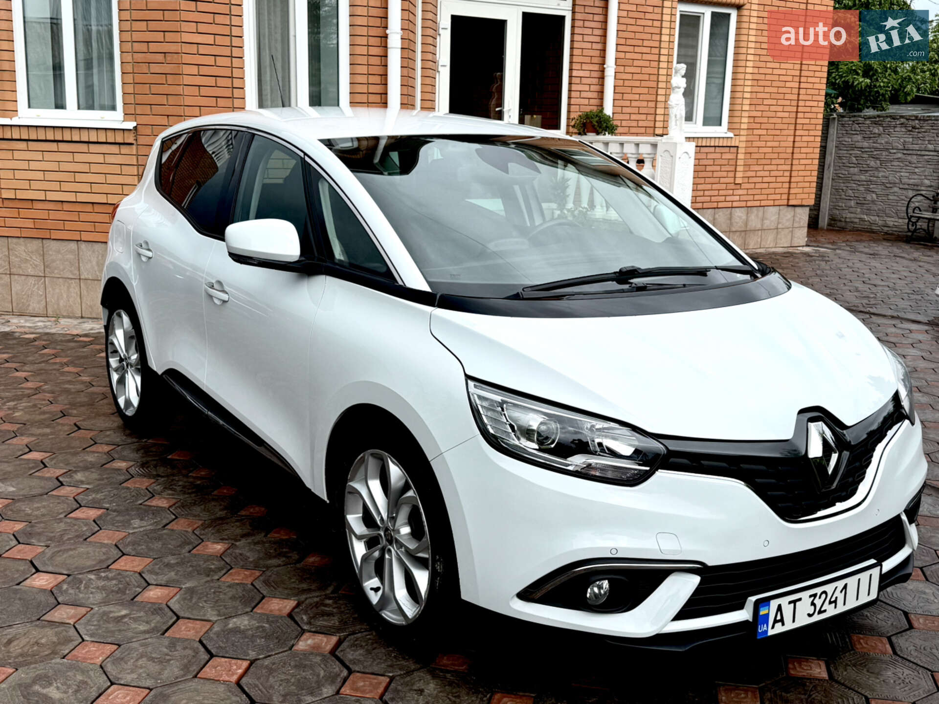 RENAULT SCENIC 2020