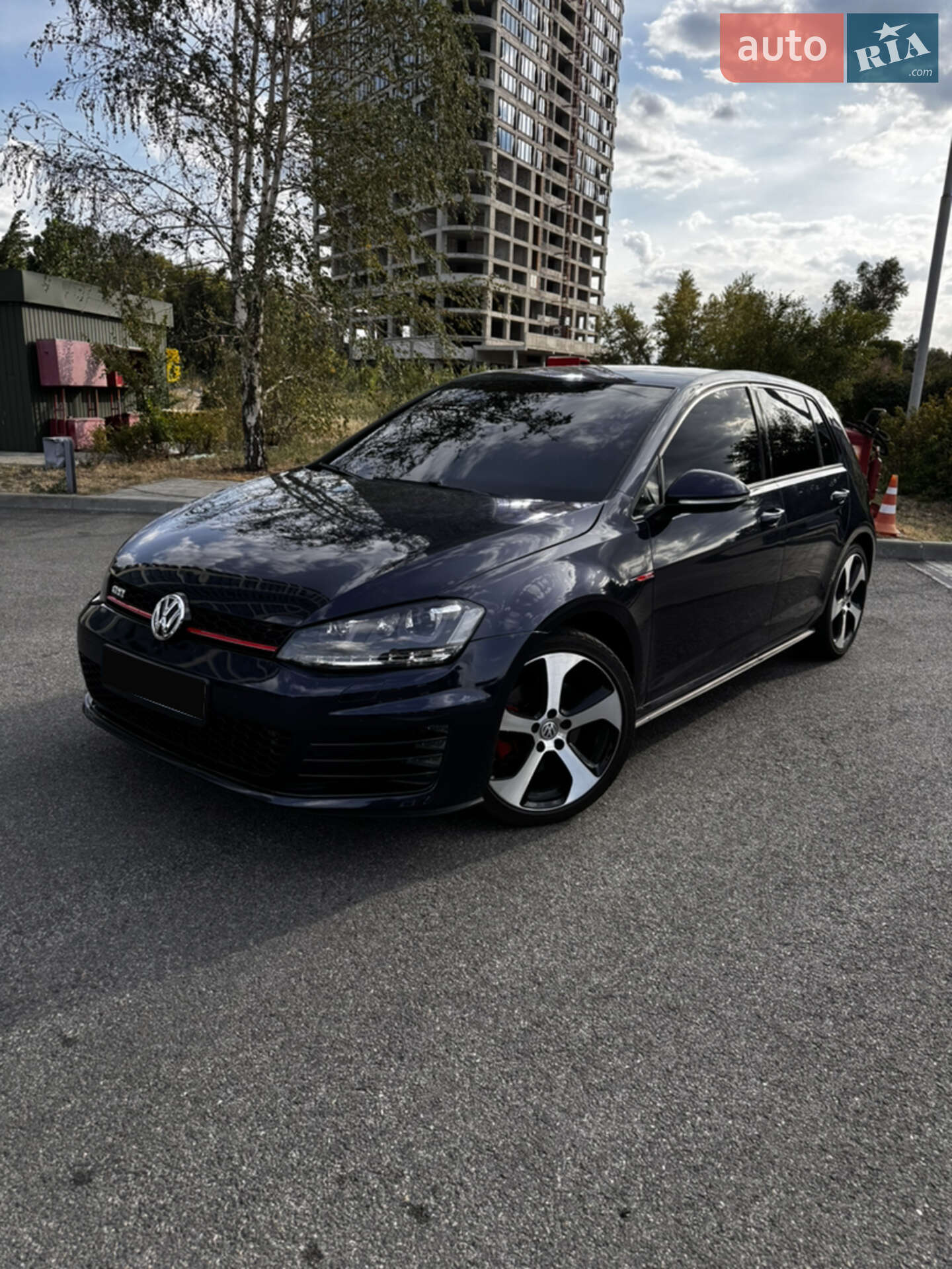 VOLKSWAGEN GOLF GTI 2015