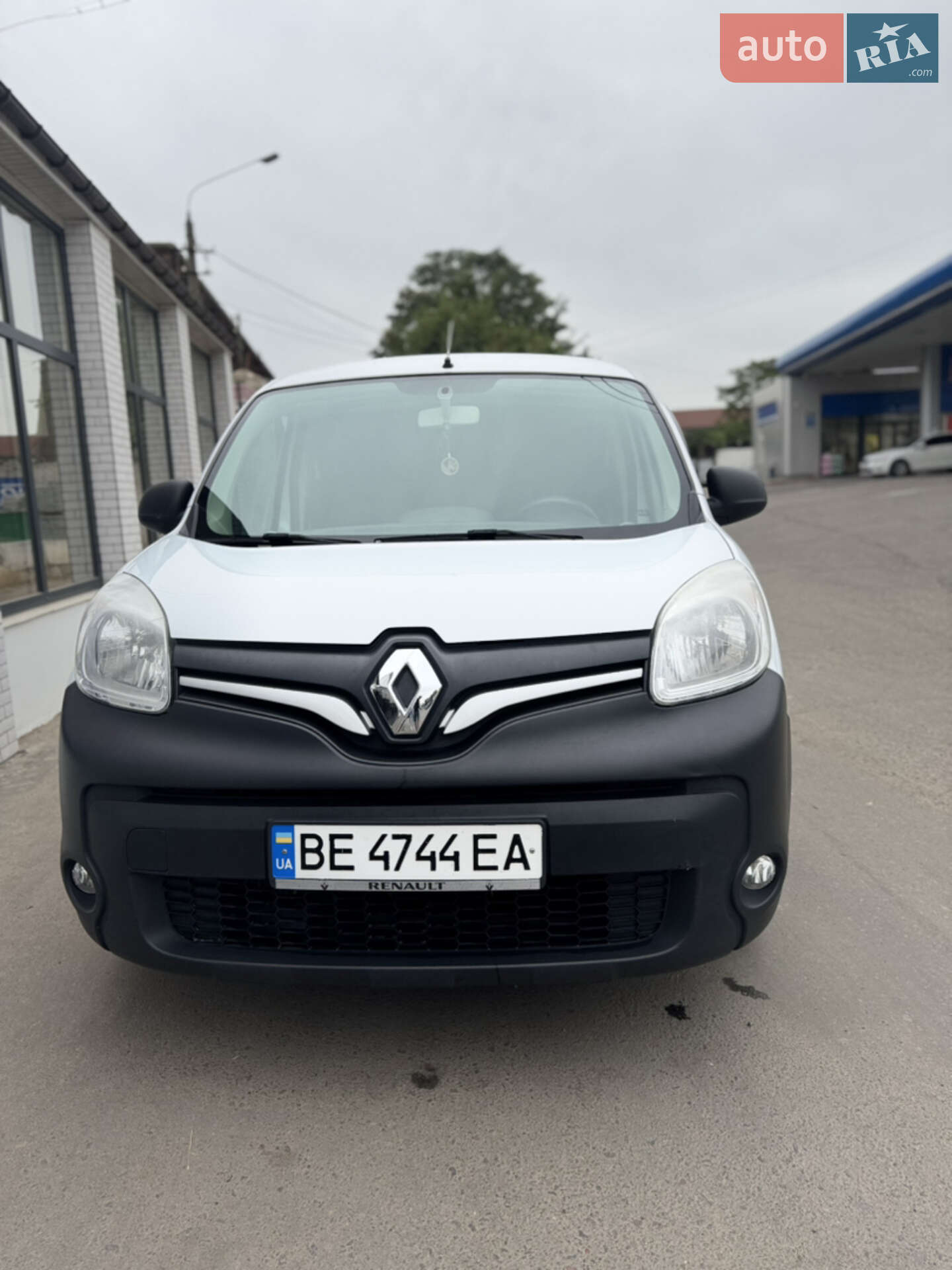 Головне фото звіту автомобіля RENAULT KANGOO 2019