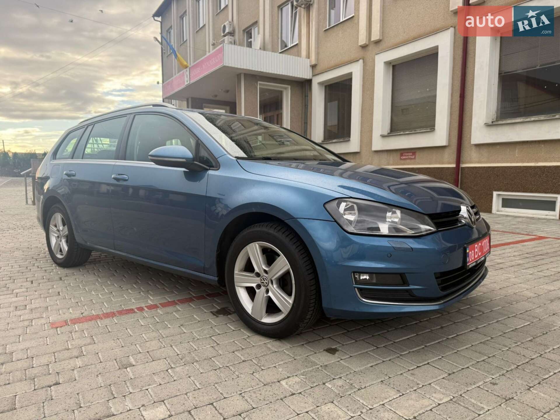 VOLKSWAGEN GOLF 2013