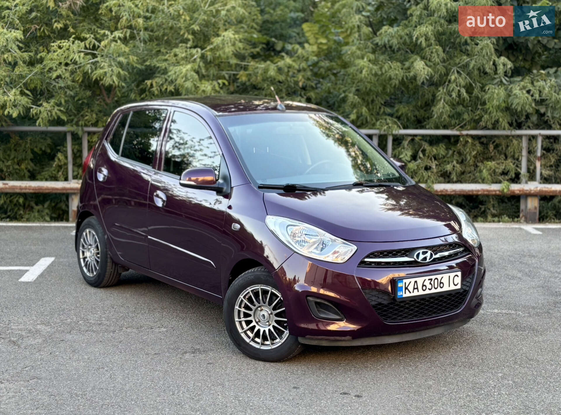 Головне фото звіту автомобіля HYUNDAI I10 2013