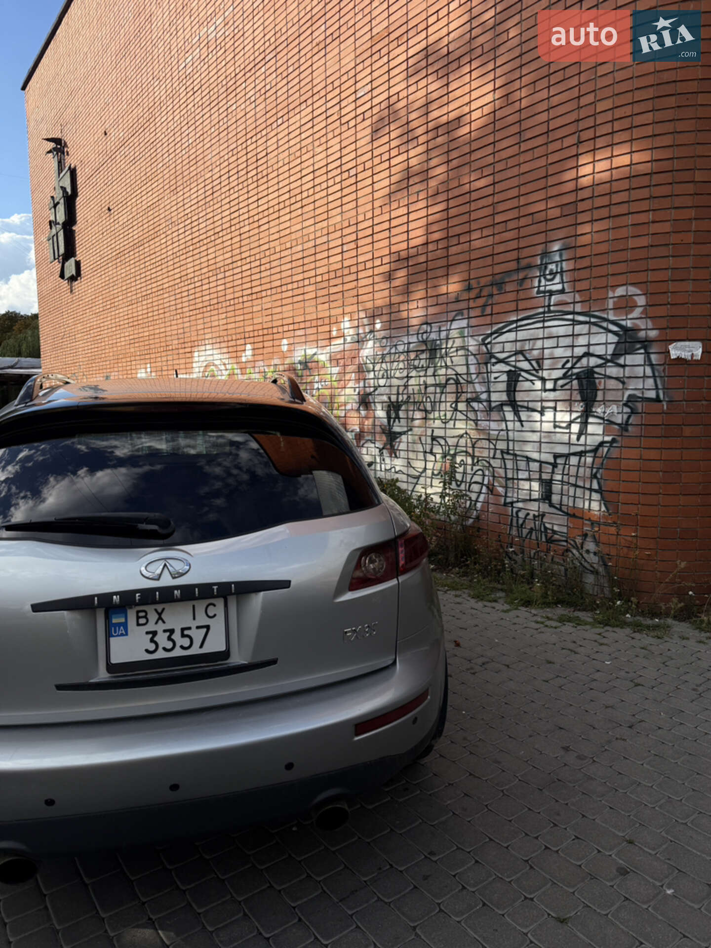 INFINITI FX35 2004
