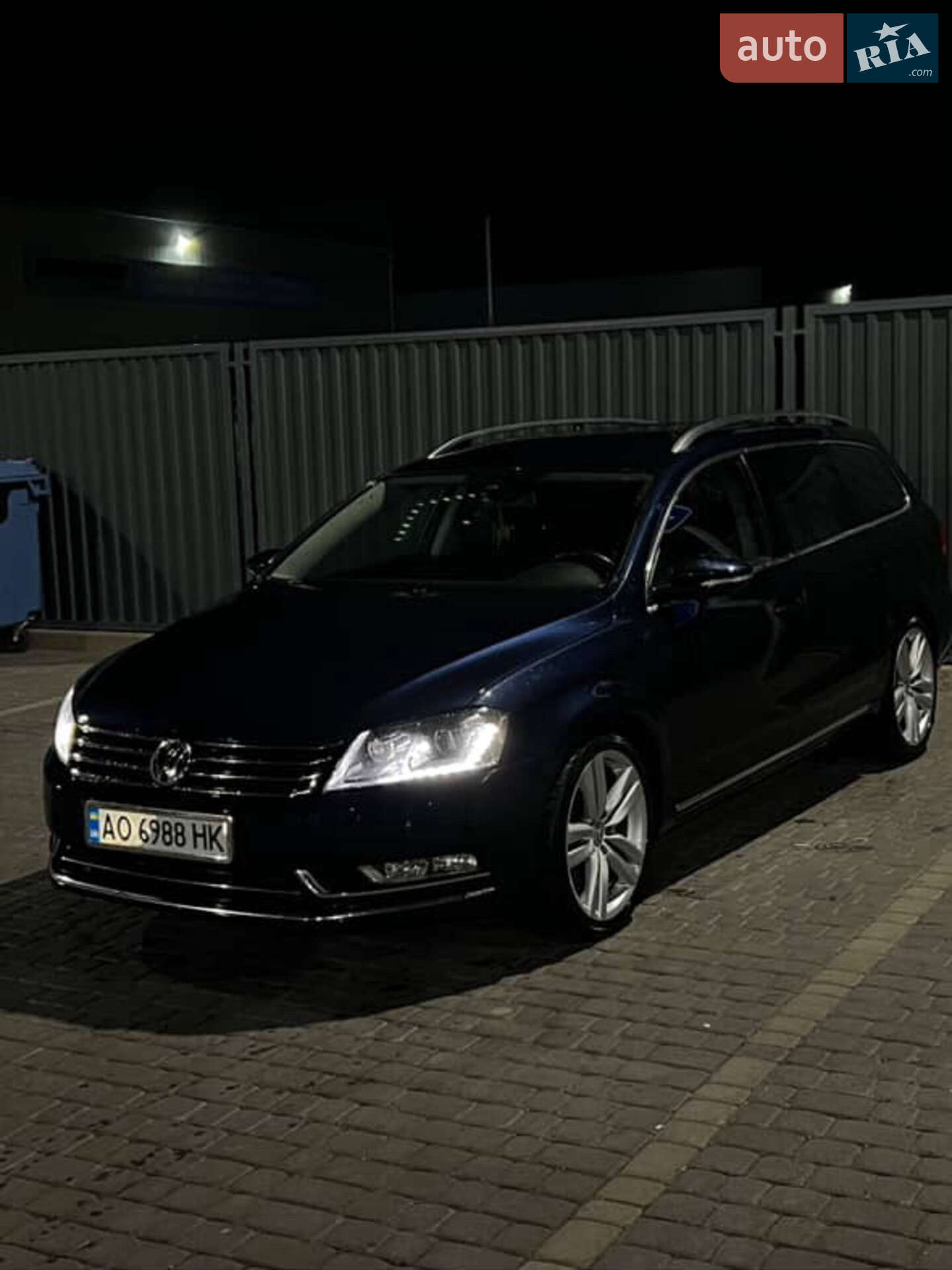 VOLKSWAGEN PASSAT 2012