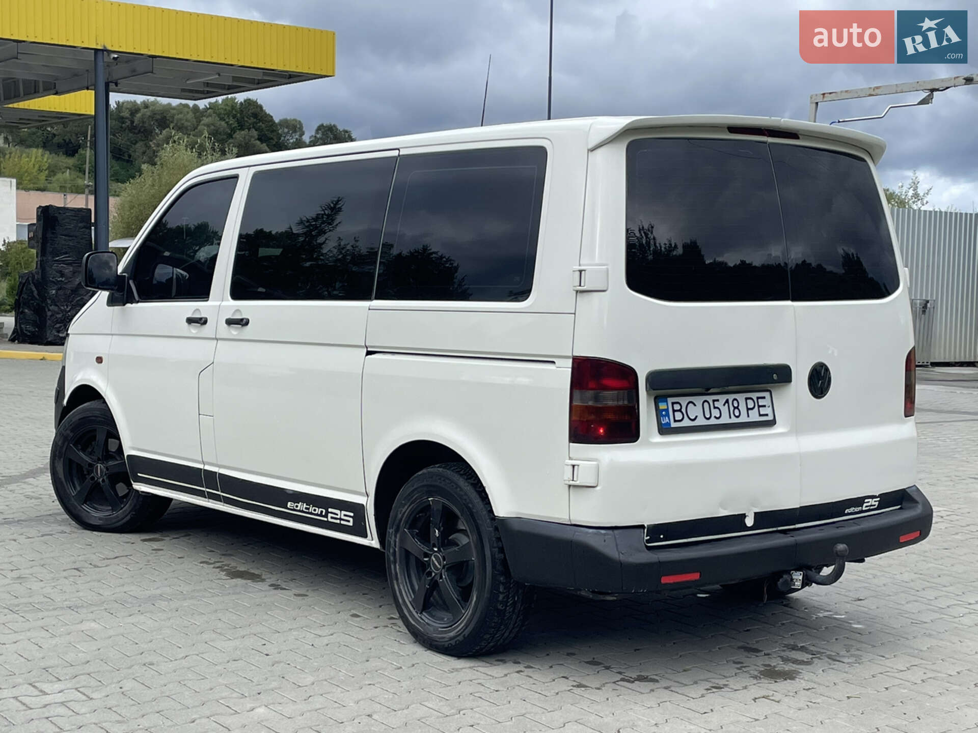 VOLKSWAGEN TRANSPORTER 2004