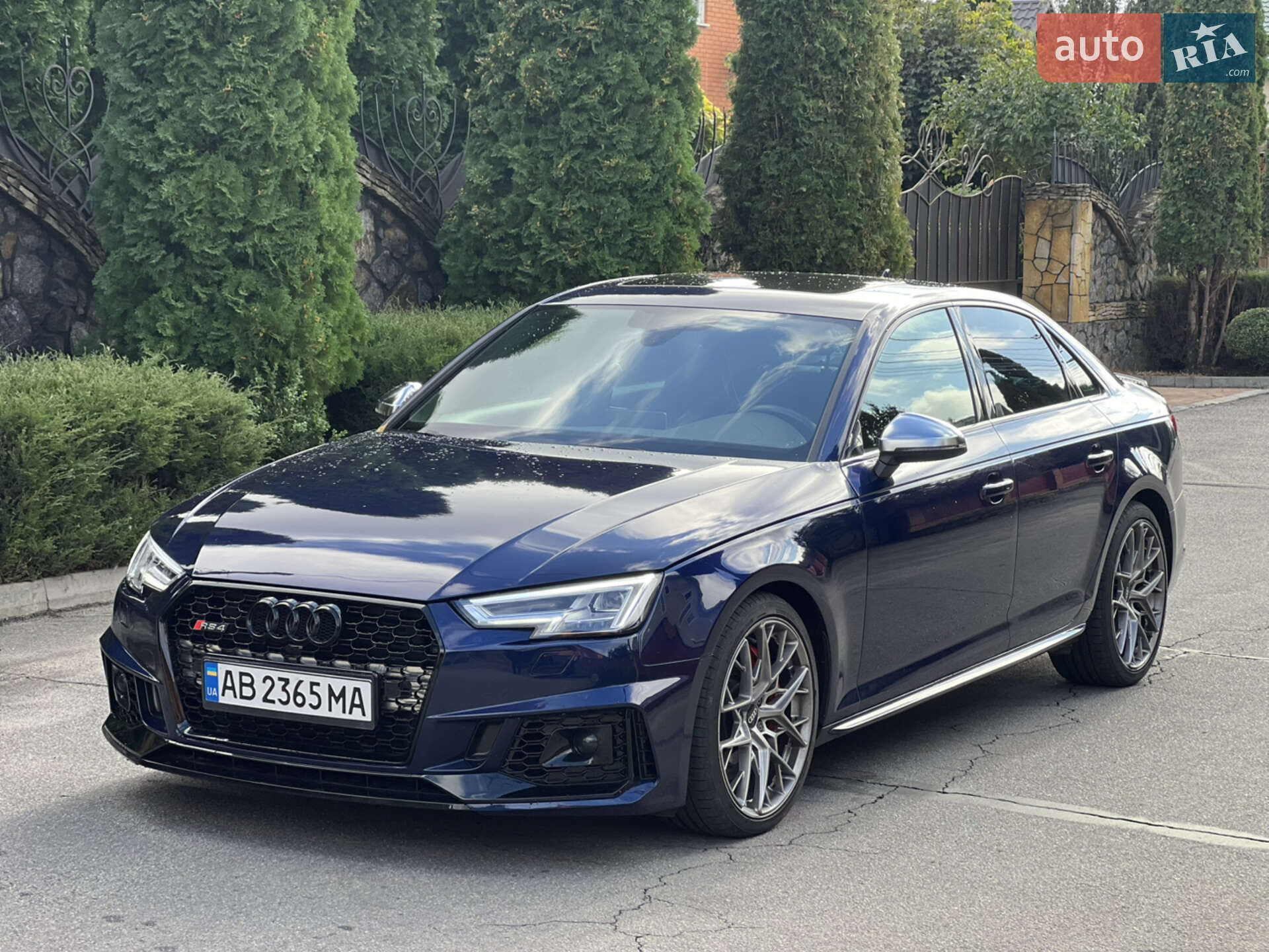 AUDI S4 2019