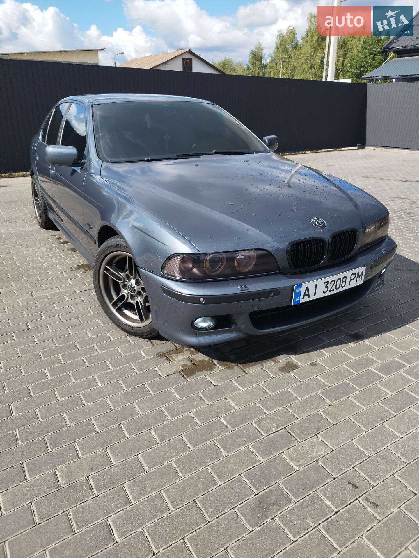 BMW 525I 2000