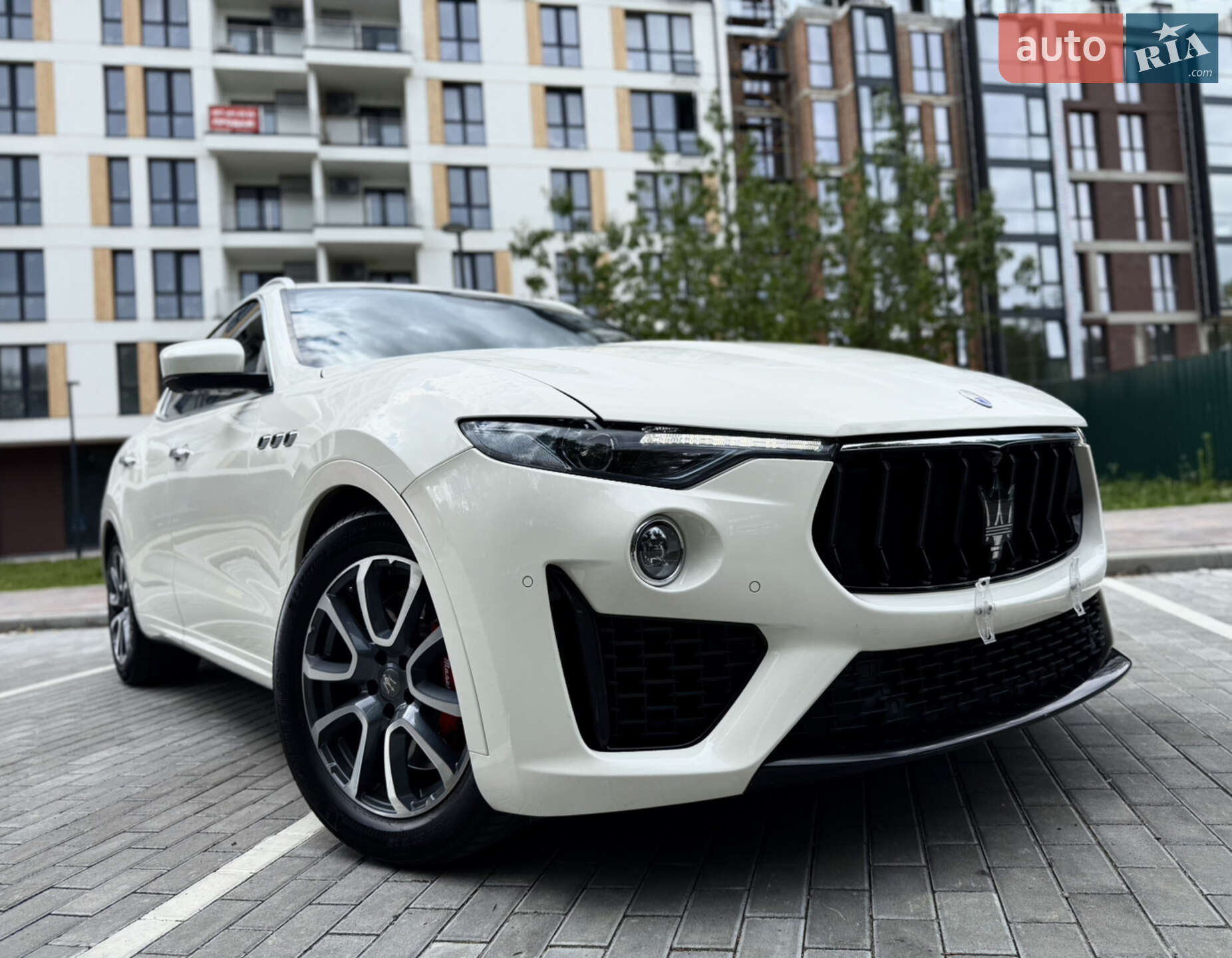 MASERATI LEVANTE 2017