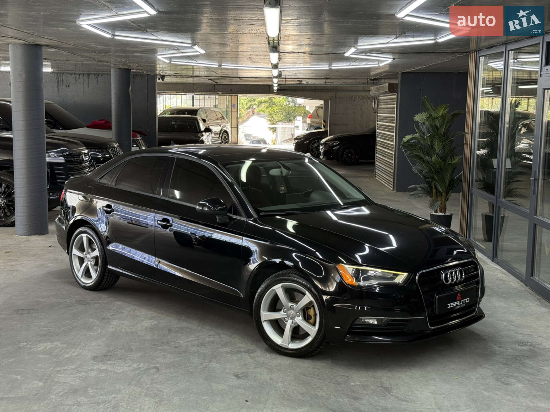 Головне фото звіту автомобіля AUDI A3 2015