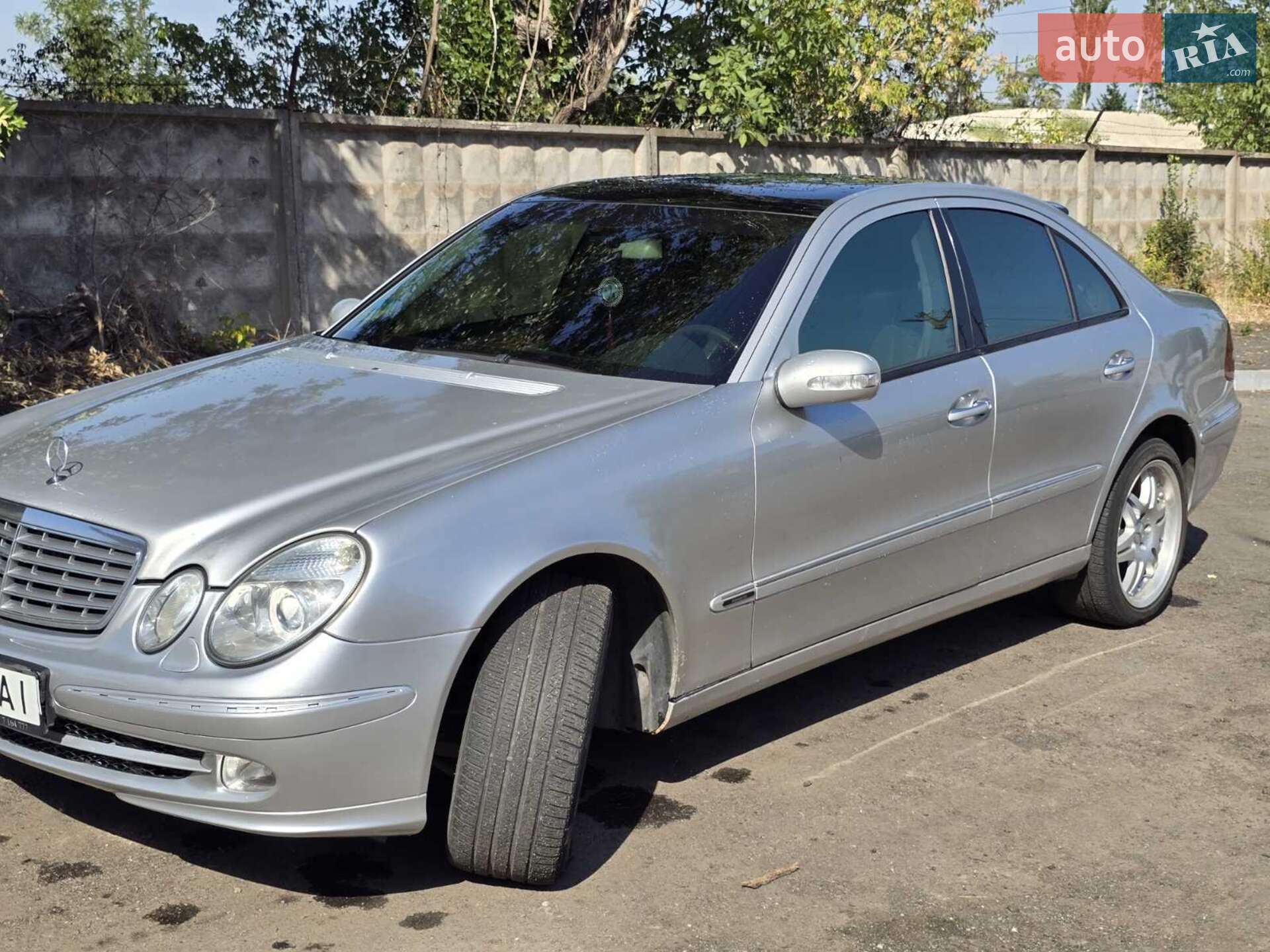 MERCEDES-BENZ E 320 2002