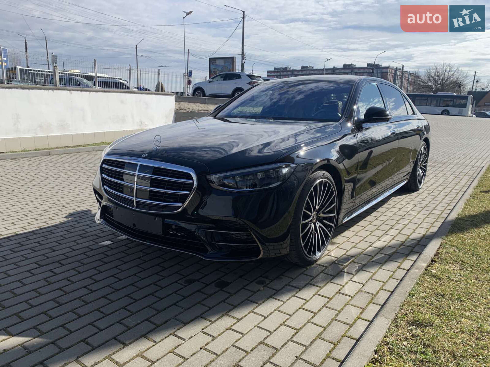 MERCEDES-BENZ S 450 2025