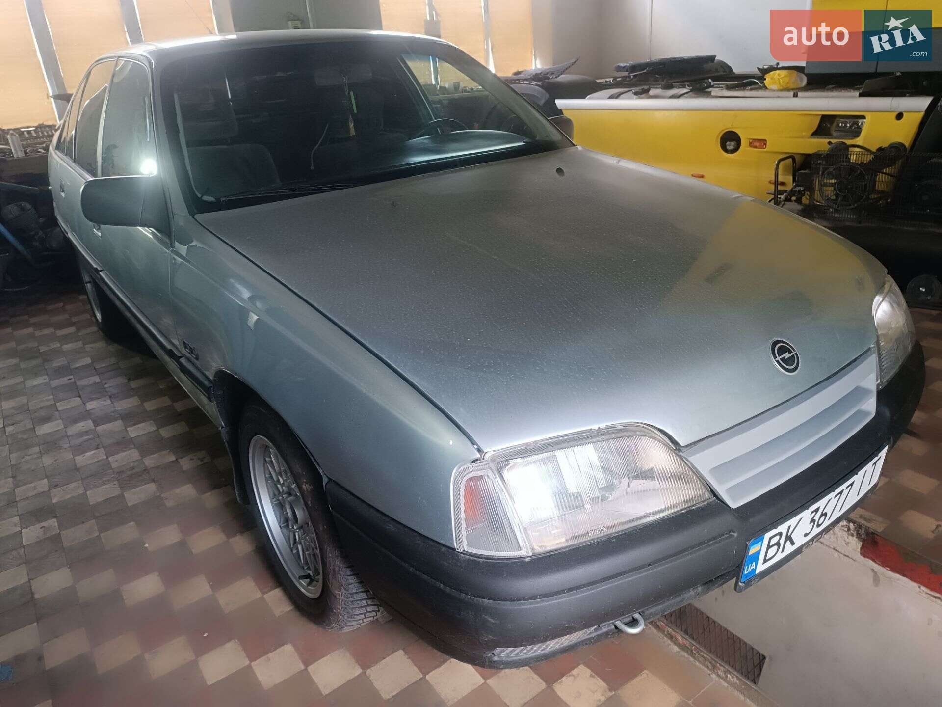 OPEL OMEGA 1987