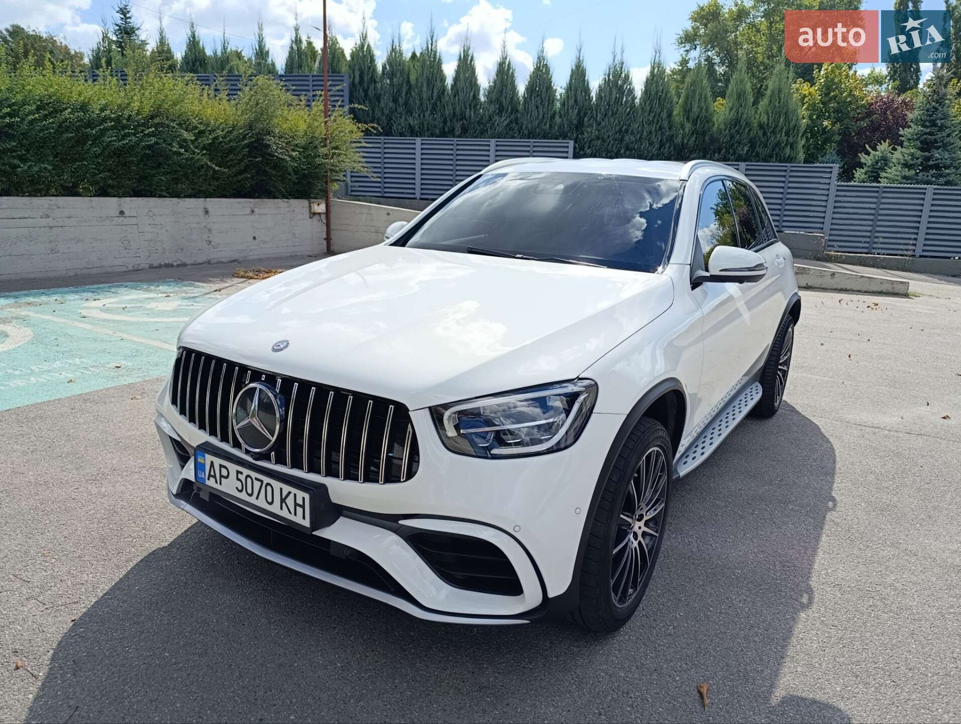 MERCEDES-BENZ GLC 300 2022