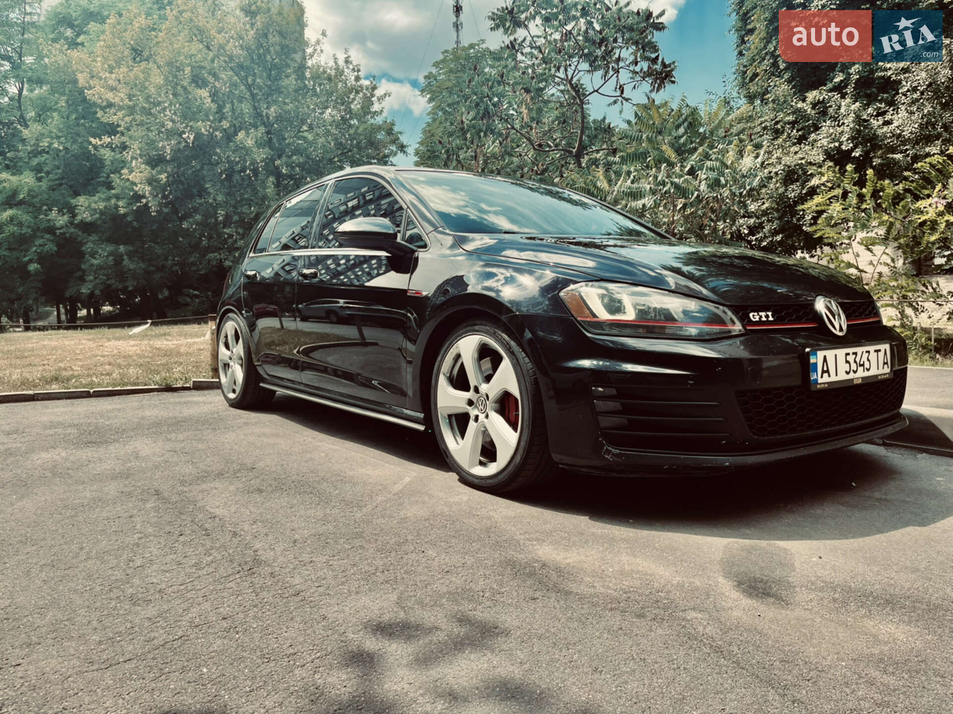 VOLKSWAGEN GOLF GTI 2016
