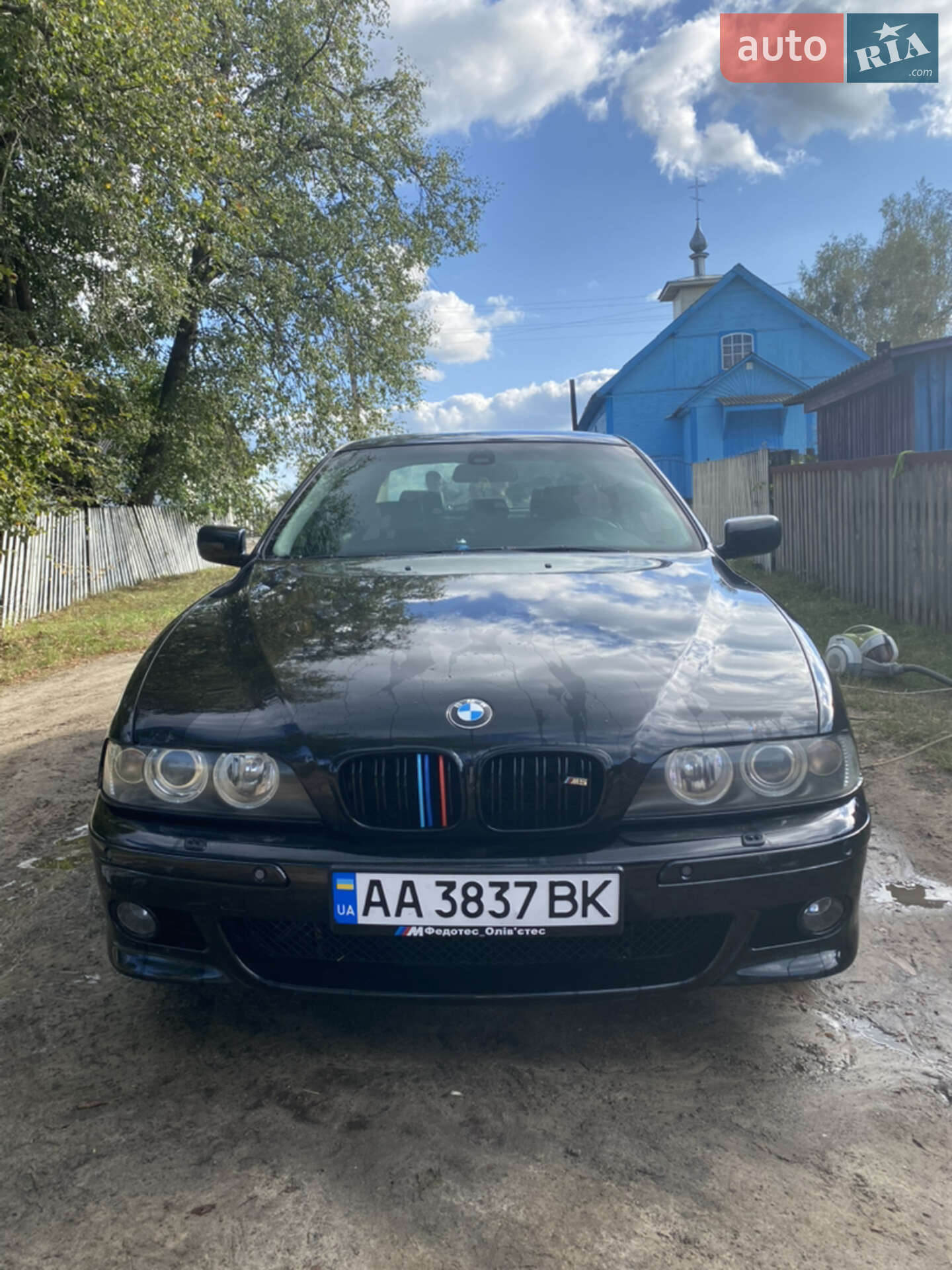 Головне фото звіту автомобіля BMW 520I 2002