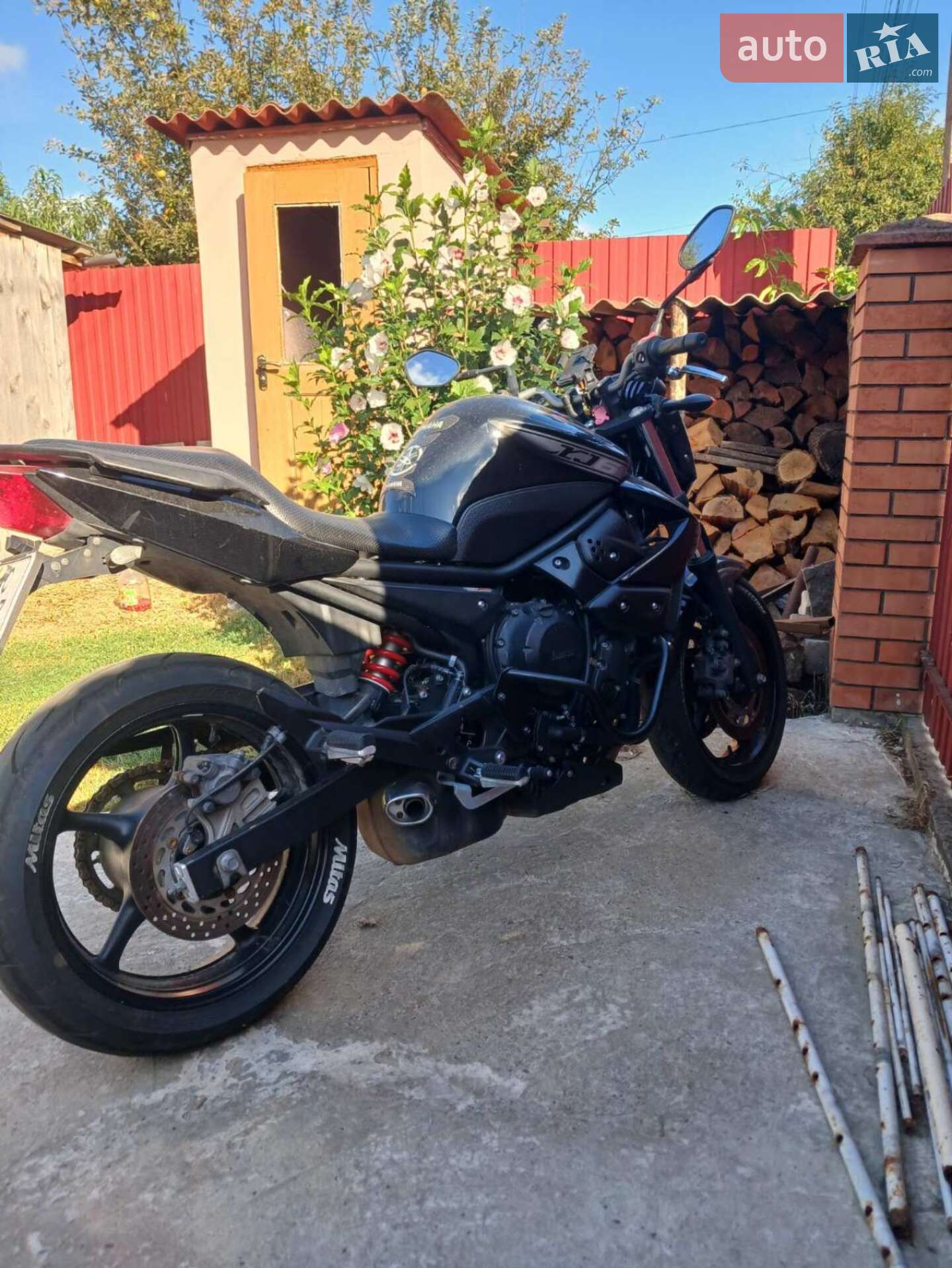 YAMAHA XJ 6N 2012